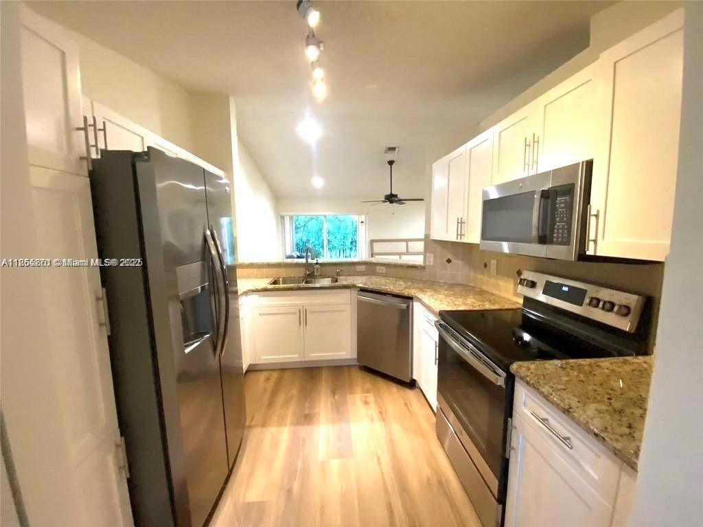 Property photo # 9