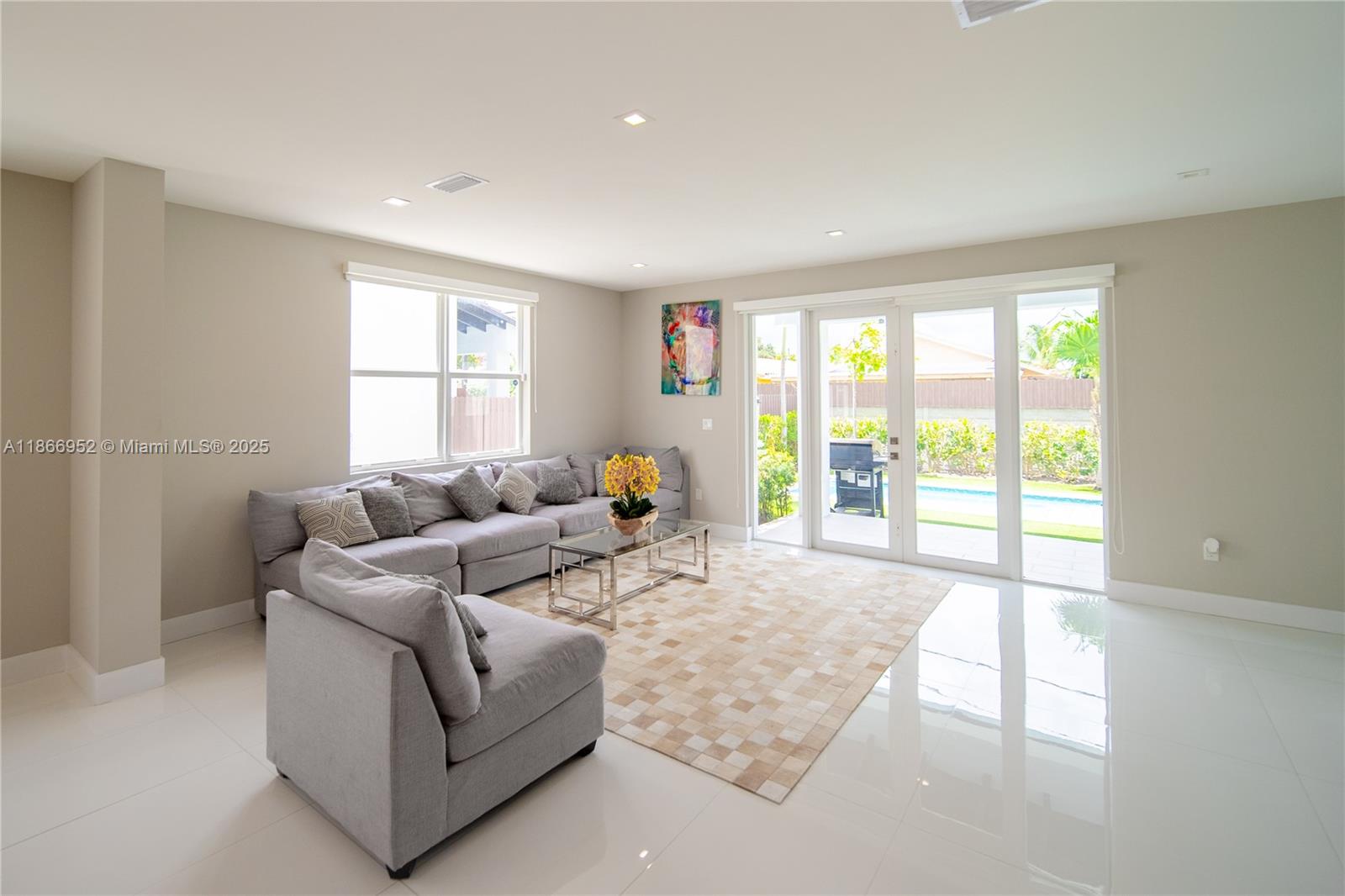 Property photo # 9