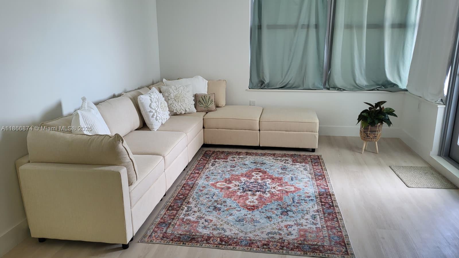 Property photo # 4