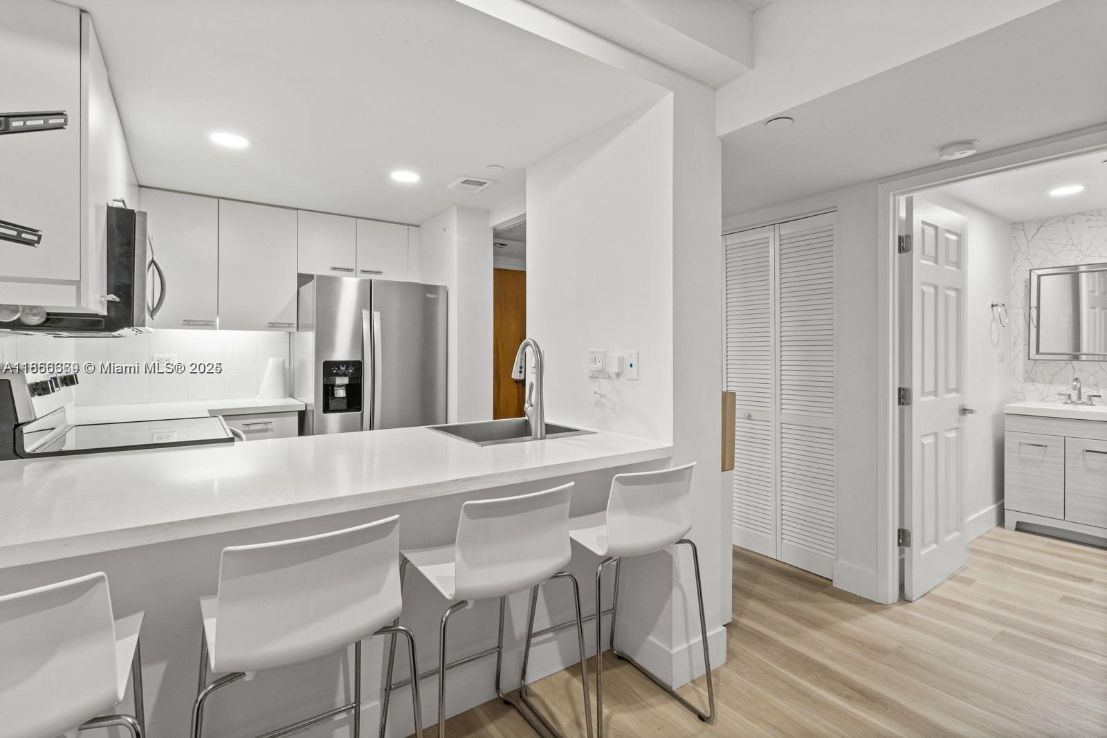 Property photo # 0