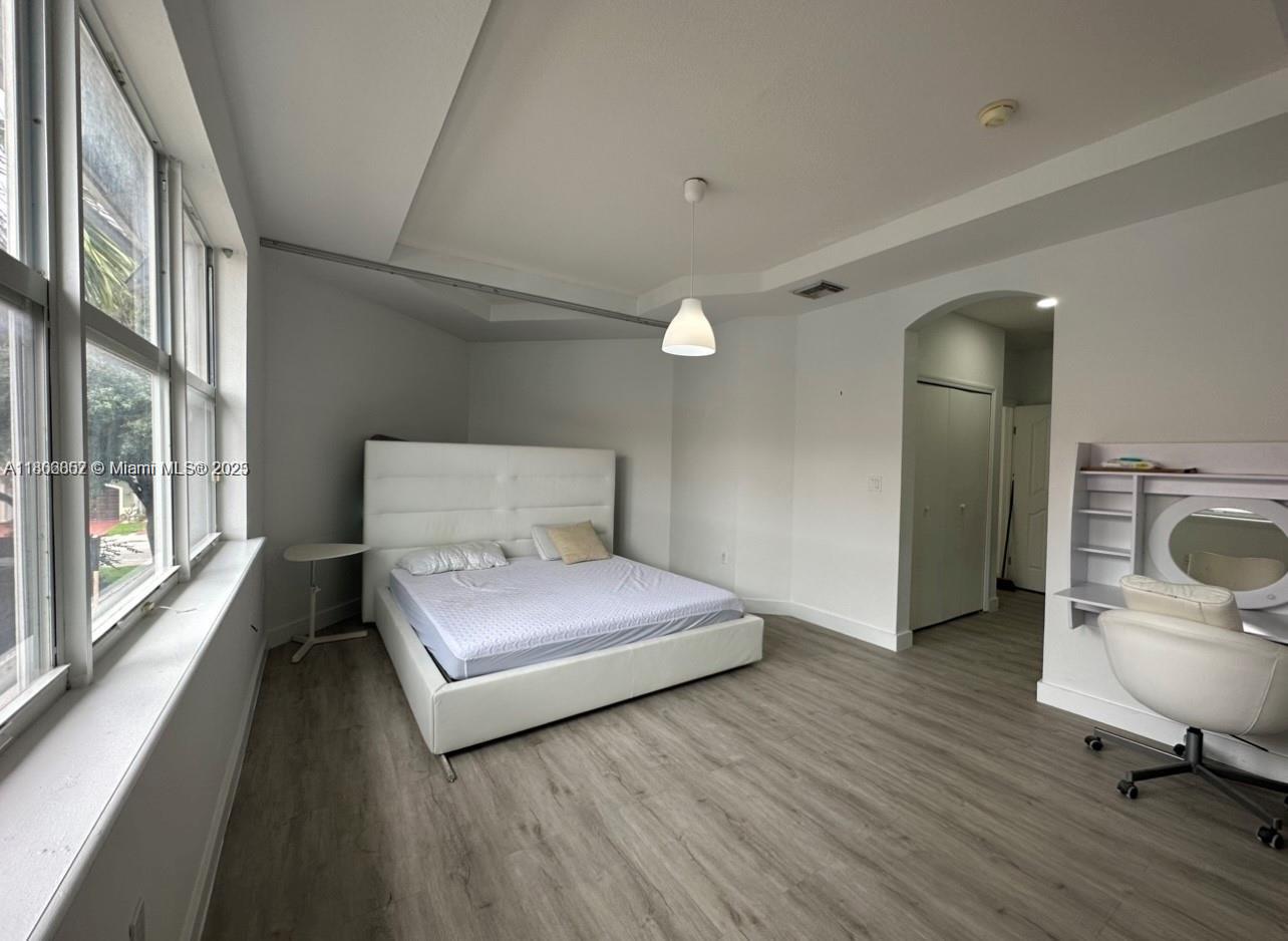 Property photo # 4