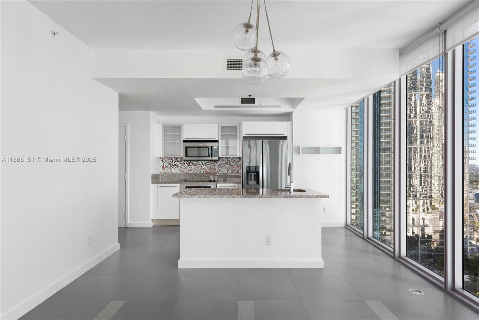 888 Biscayne Blvd #2712, Miami FL 33132
