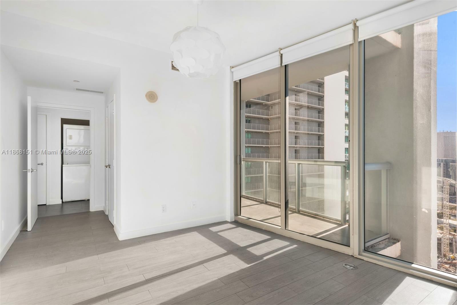 888 Biscayne Blvd #2712, Miami FL 33132