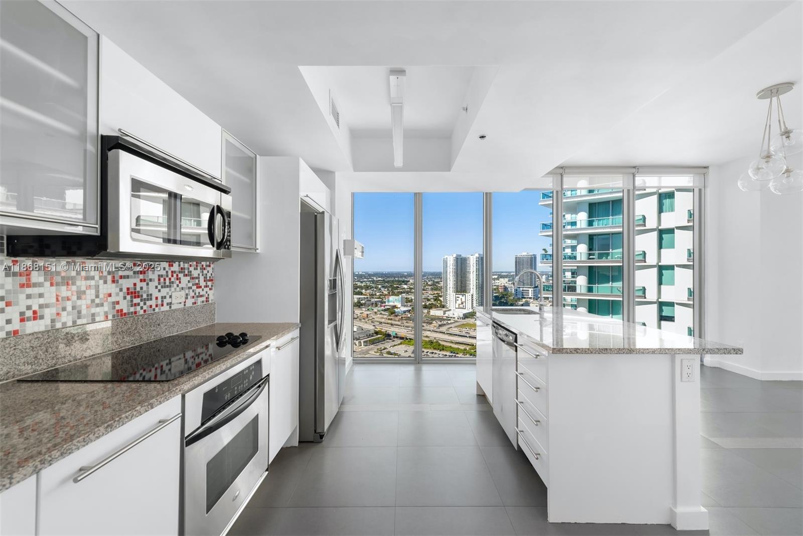 888 Biscayne Blvd #2712, Miami FL 33132