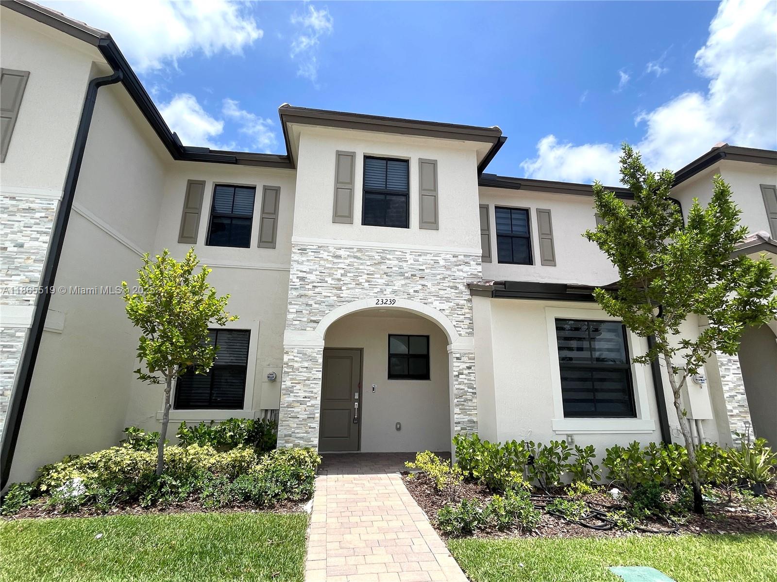 Property photo # 0