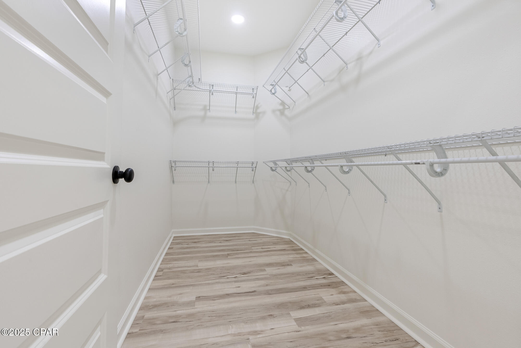 Image 17 For 2019 Twin Oaks Drive