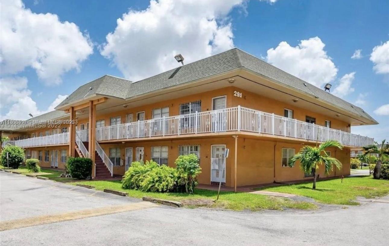Property photo # 1