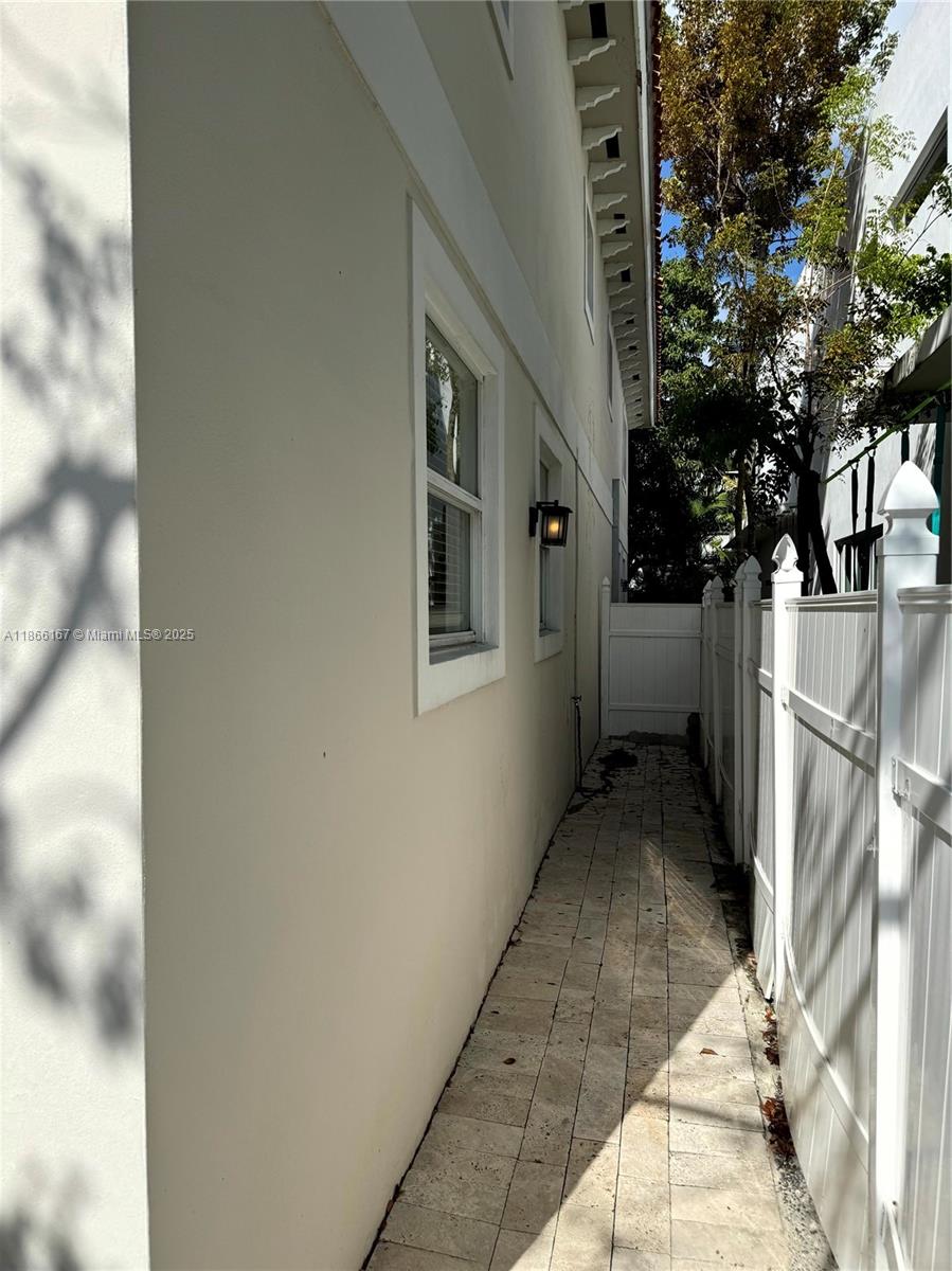Property photo # 2