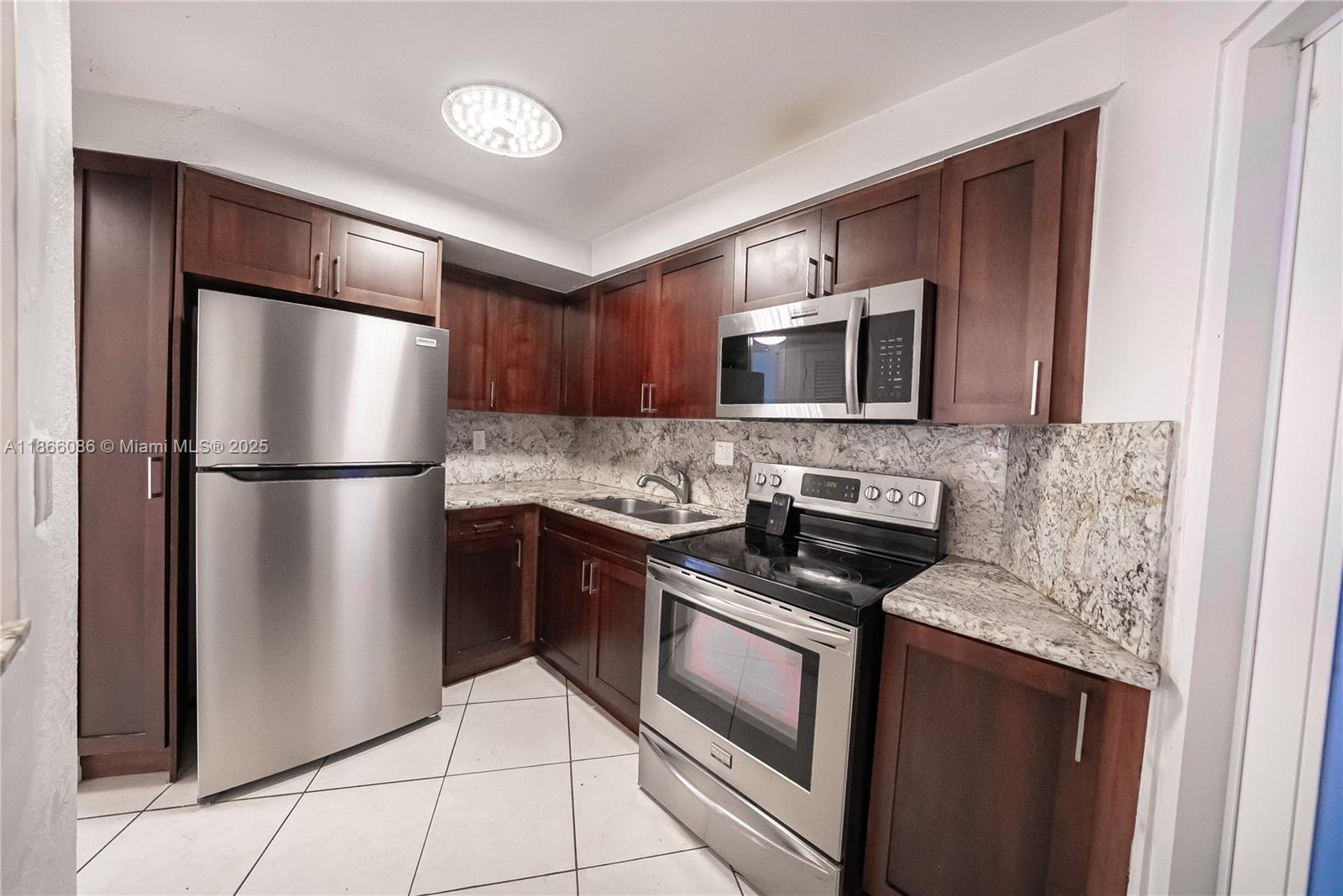 Property photo # 0