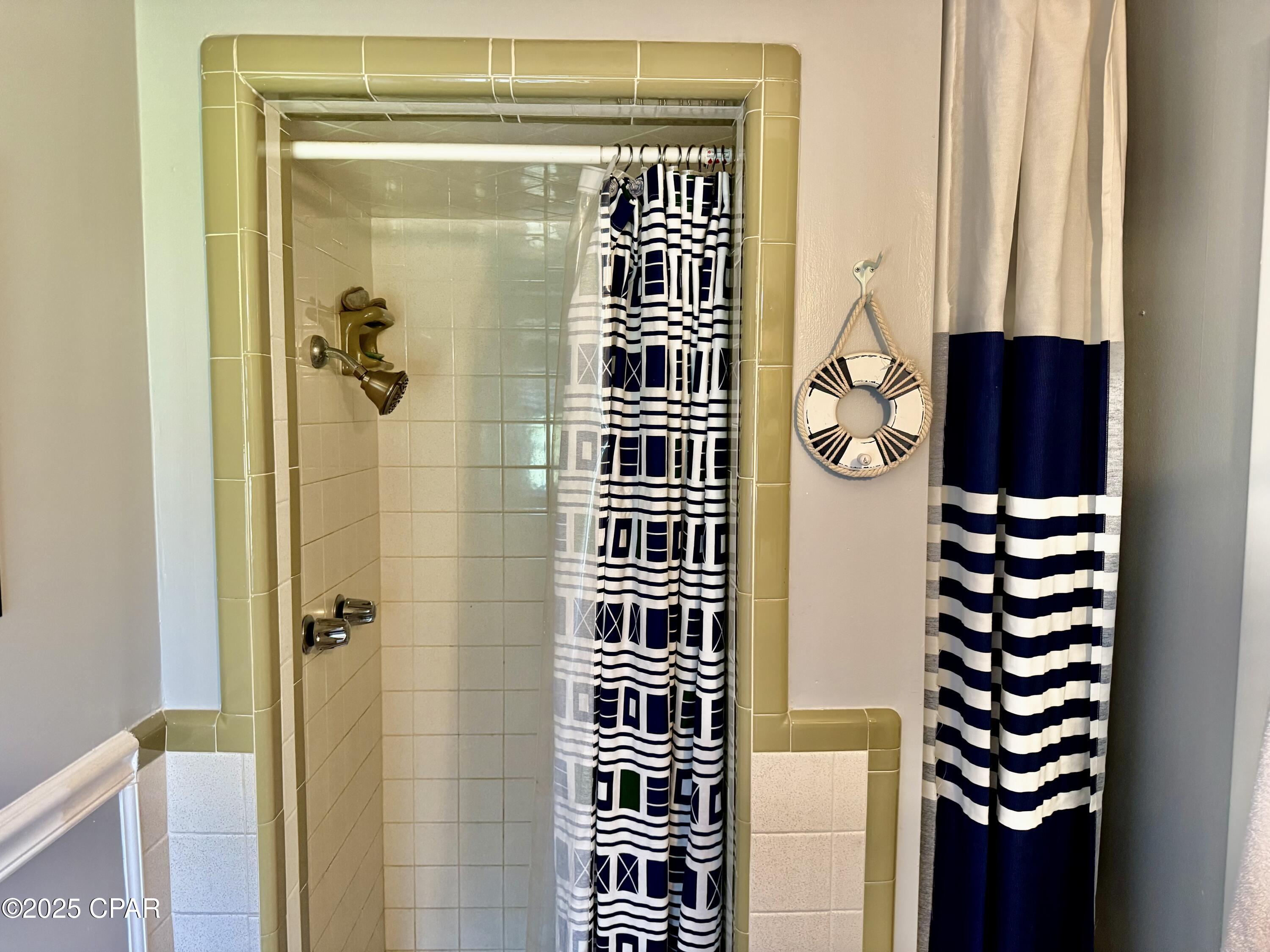 Image 20 For 2704 Drummond Avenue