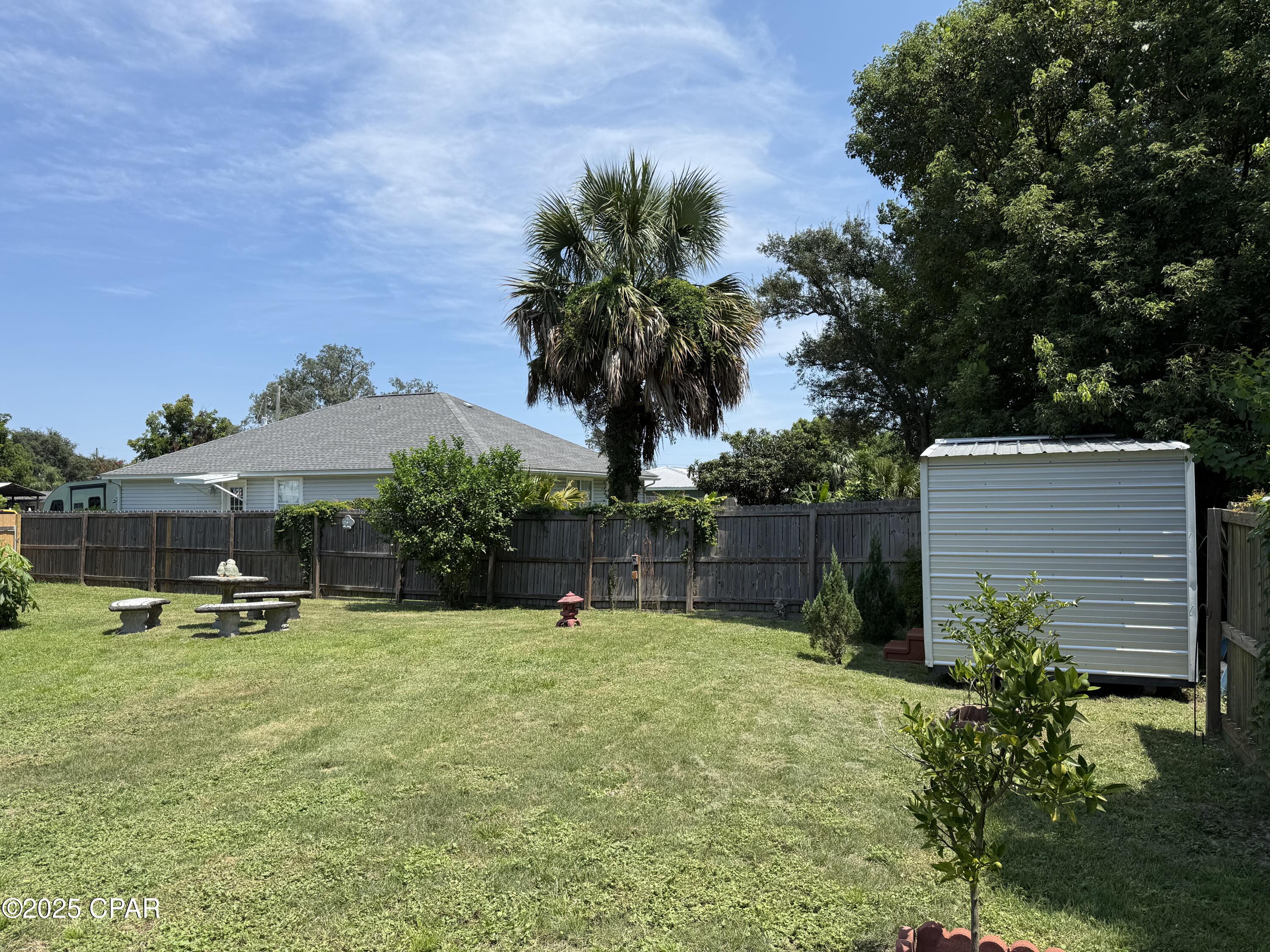 Image 32 For 2704 Drummond Avenue