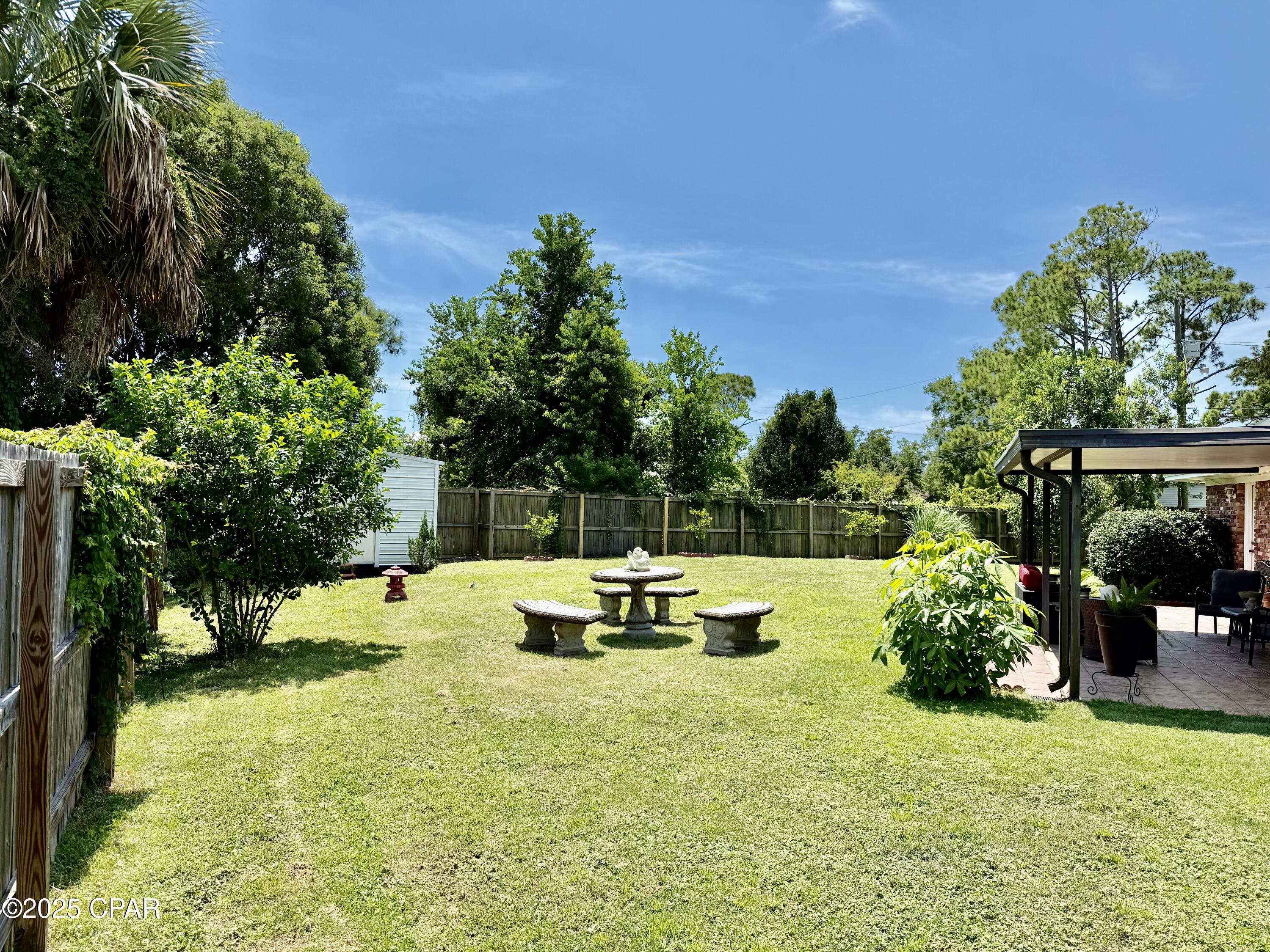 Image 37 For 2704 Drummond Avenue