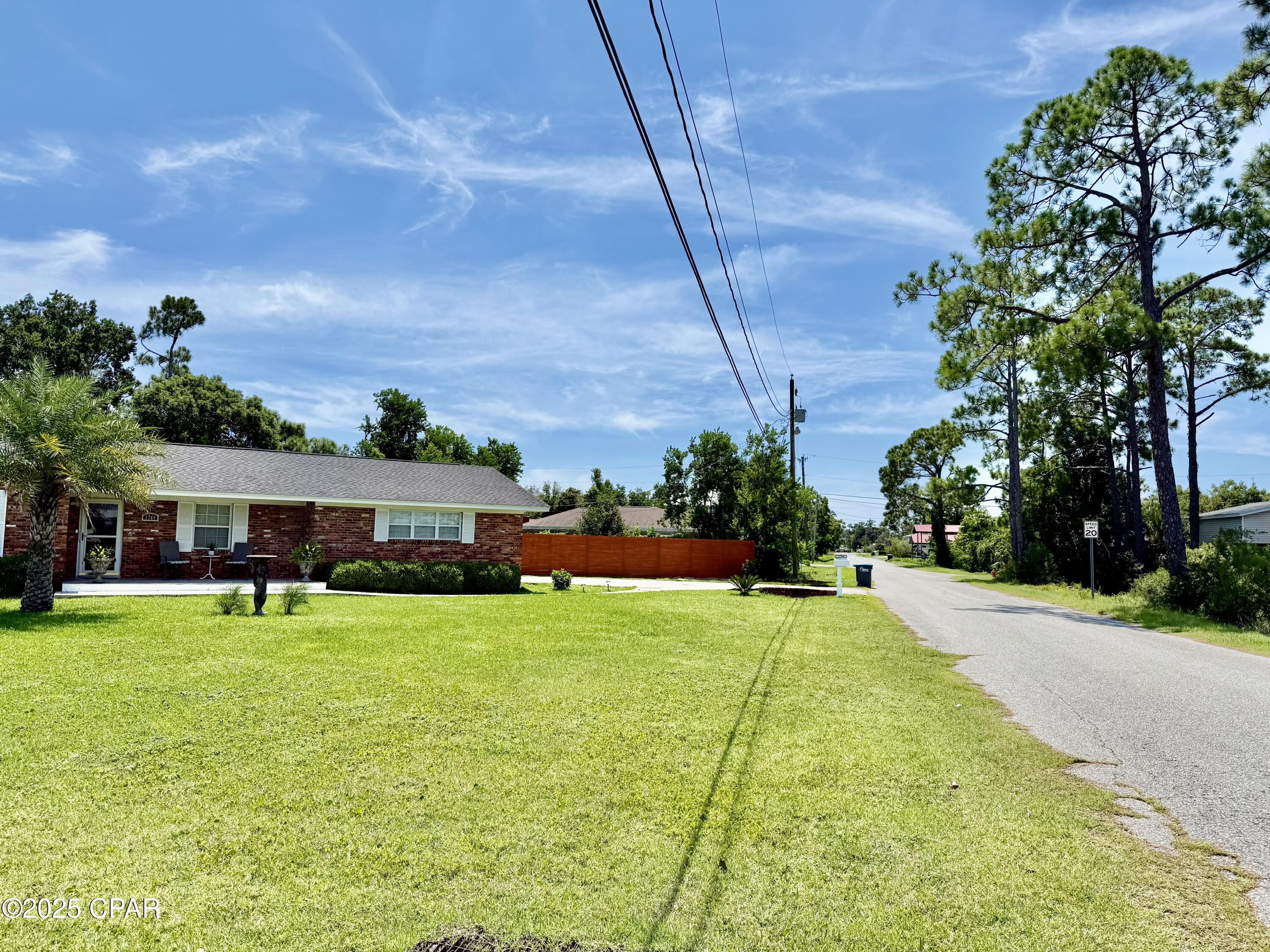 Image 41 For 2704 Drummond Avenue