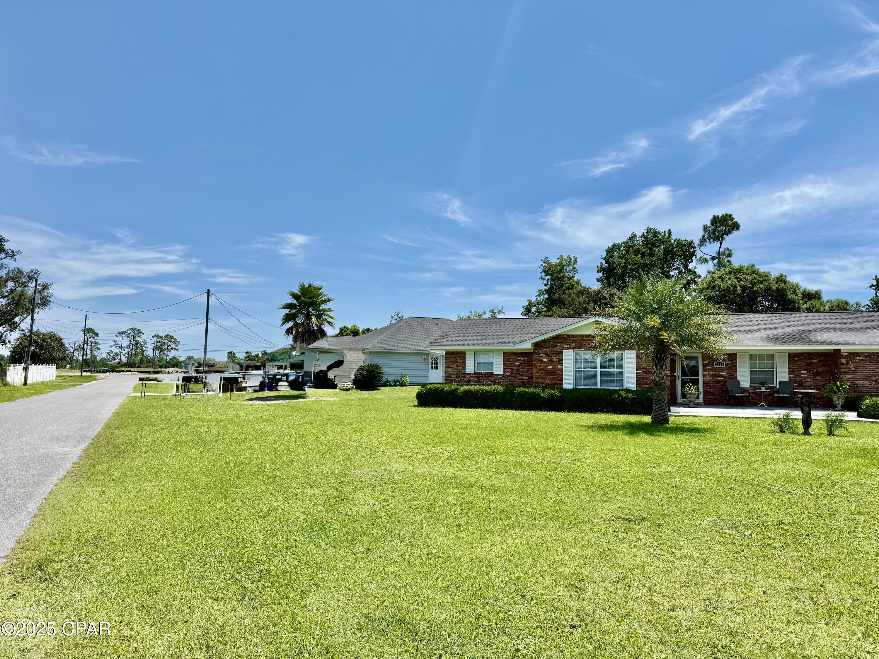 Image 42 For 2704 Drummond Avenue
