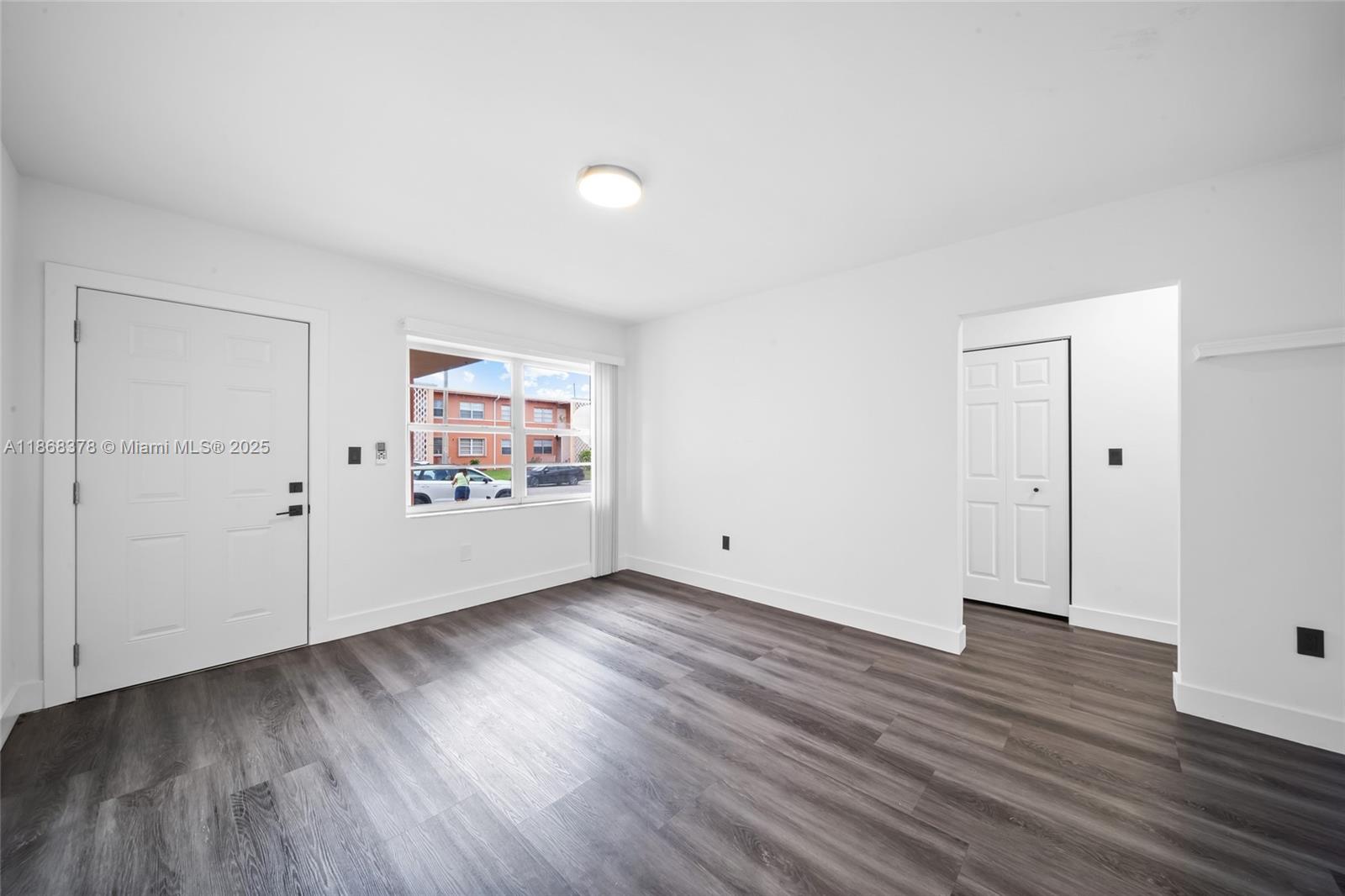 Property photo # 0