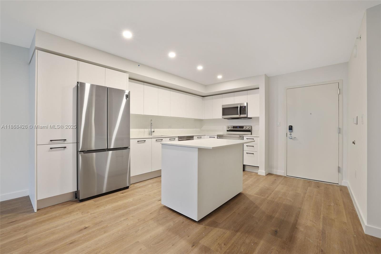 Property photo # 6