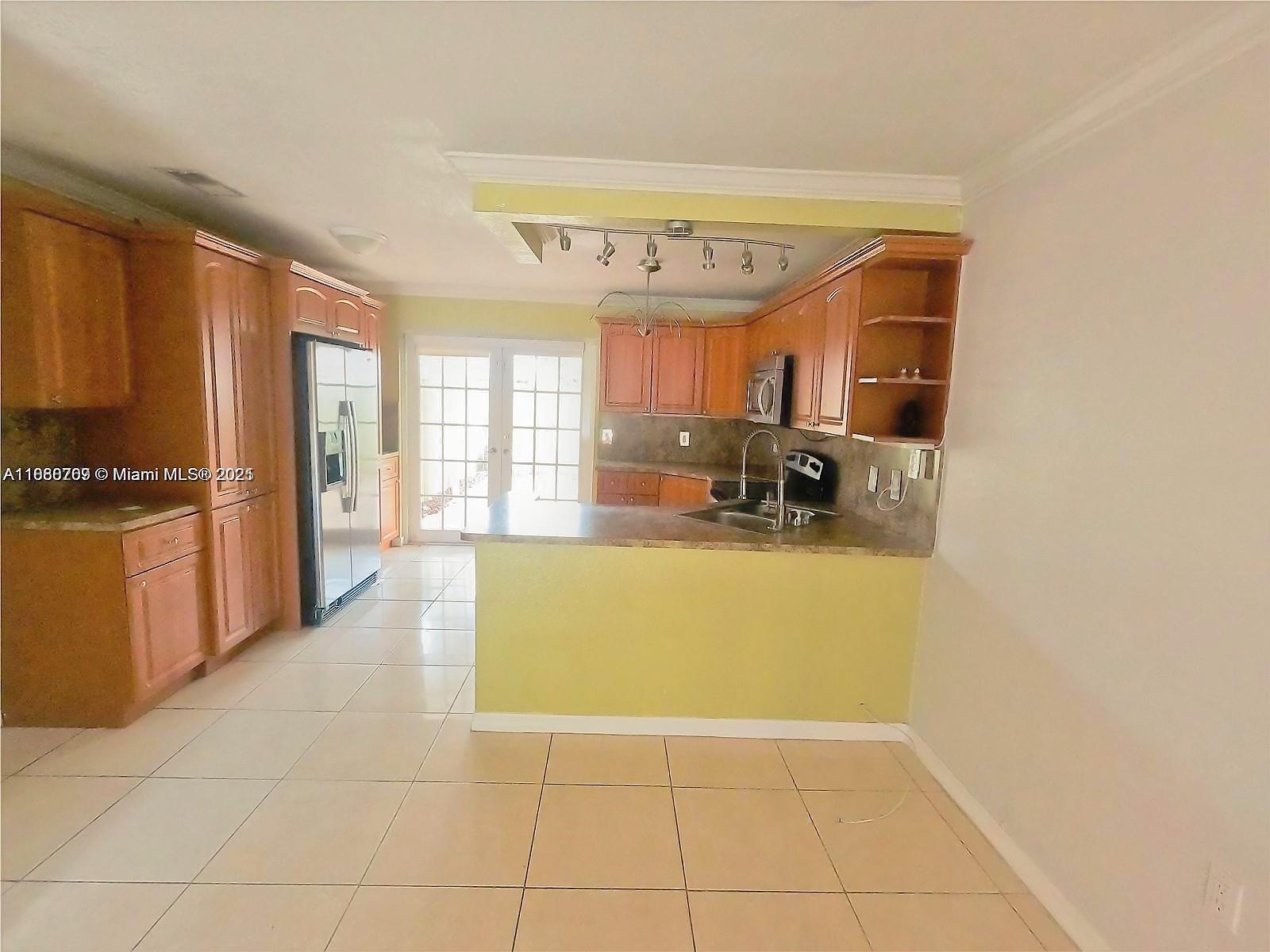 Property photo # 8