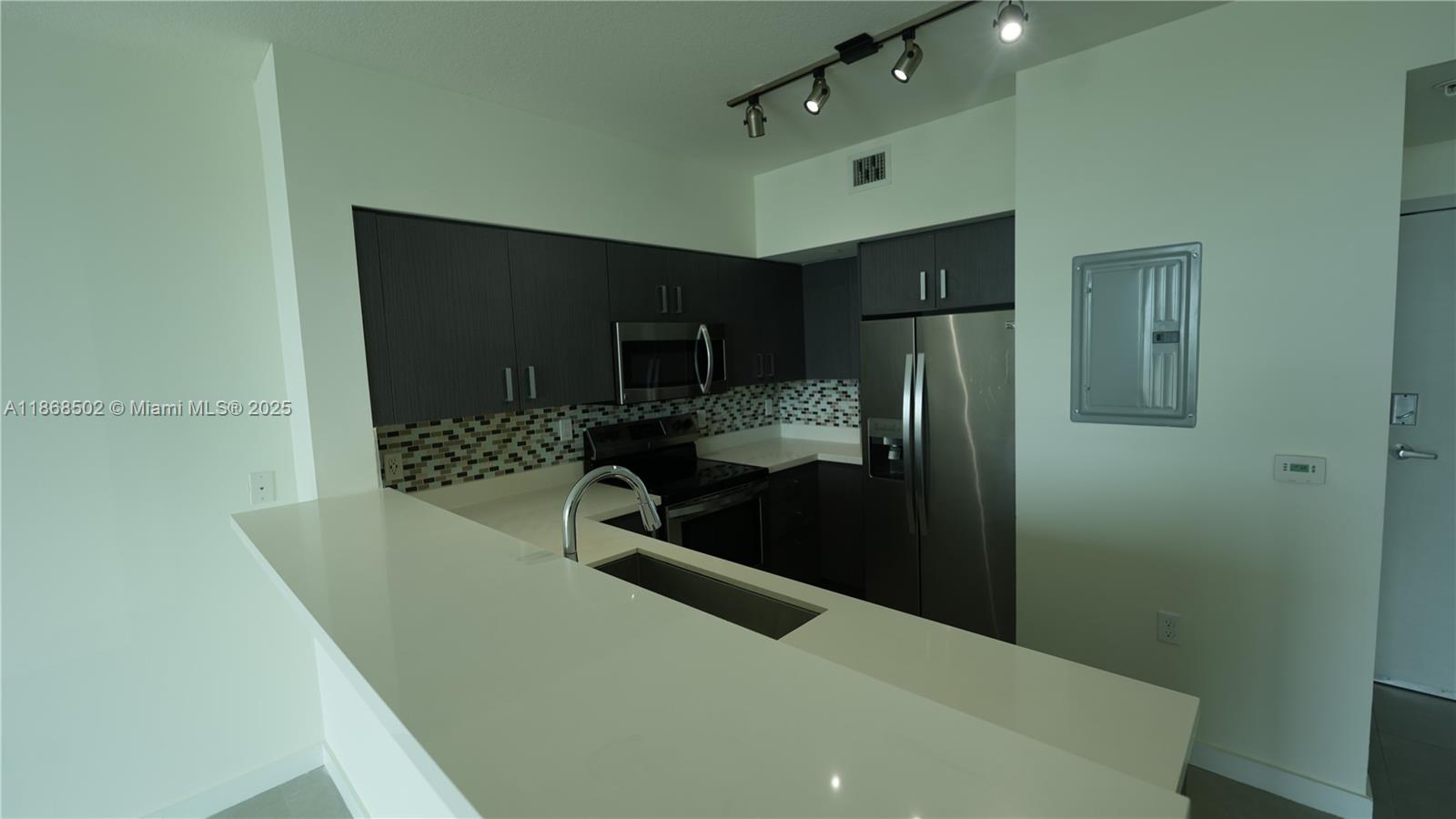 Property photo # 2