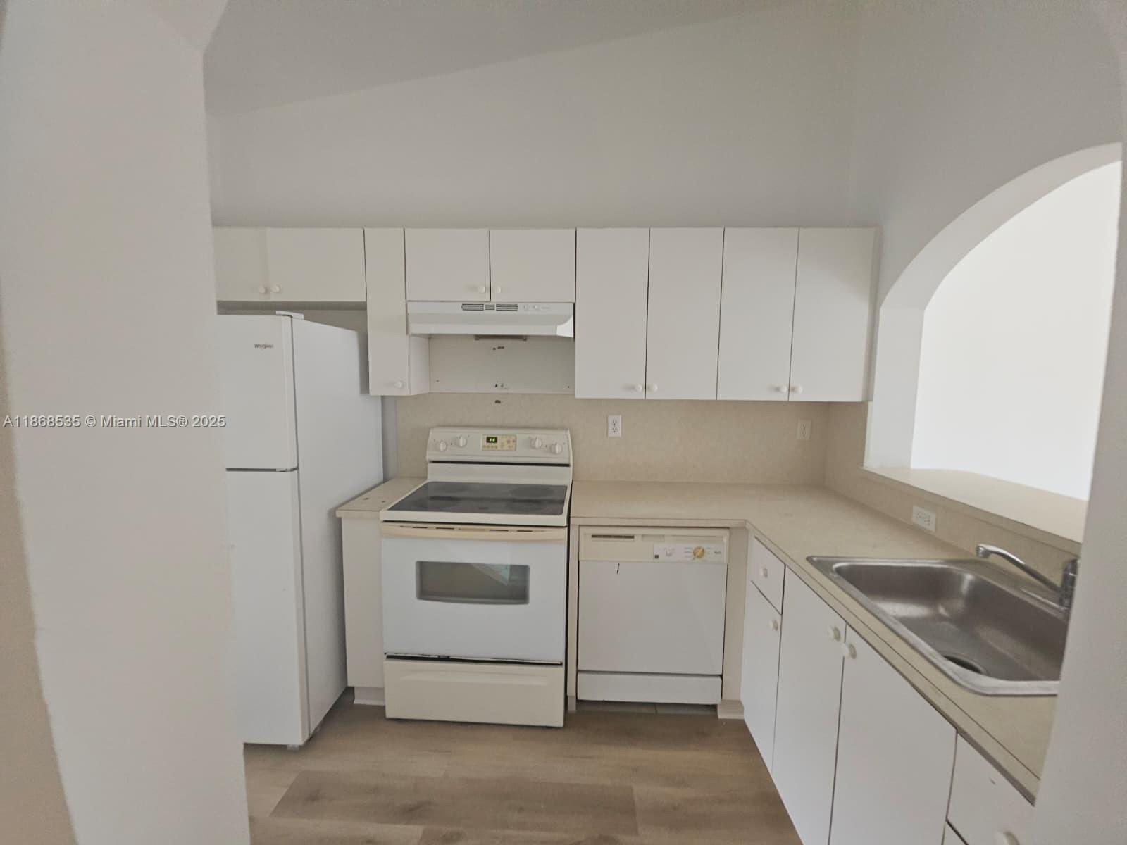 Property photo # 3