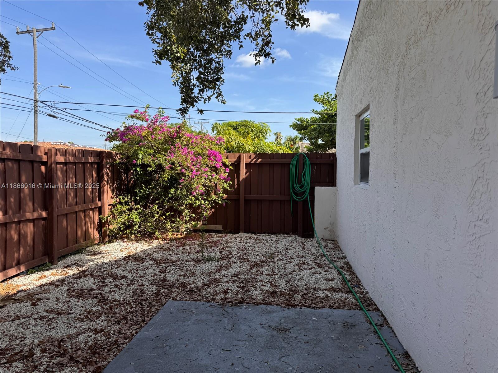Property photo # 9