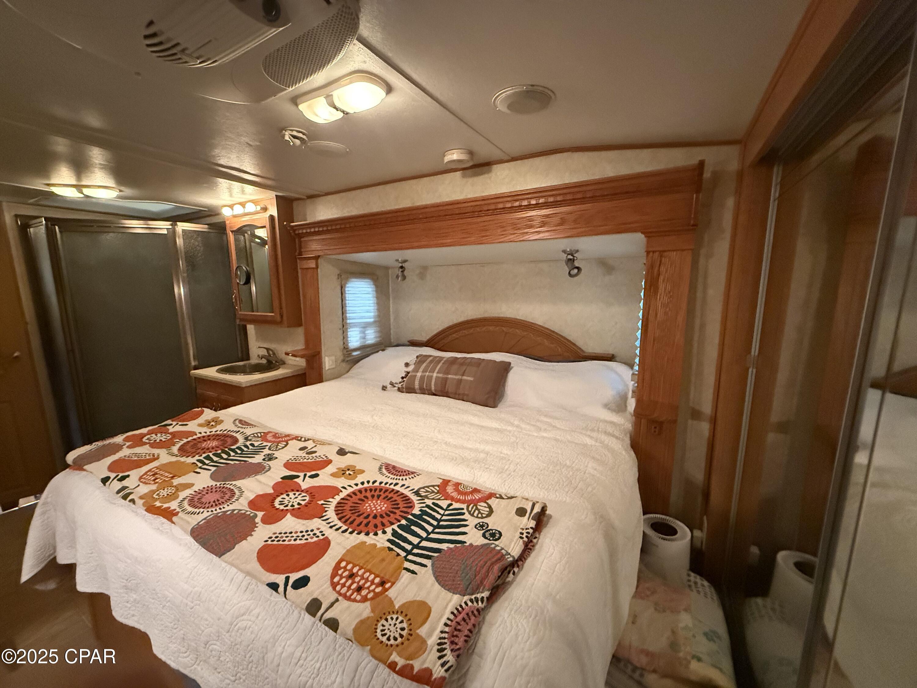 Image 100 For 20144 Whitewater Grade Road