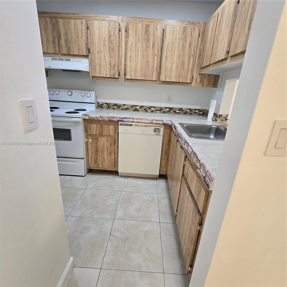 Property photo # 2