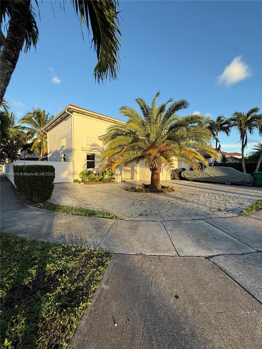 Property photo # 2