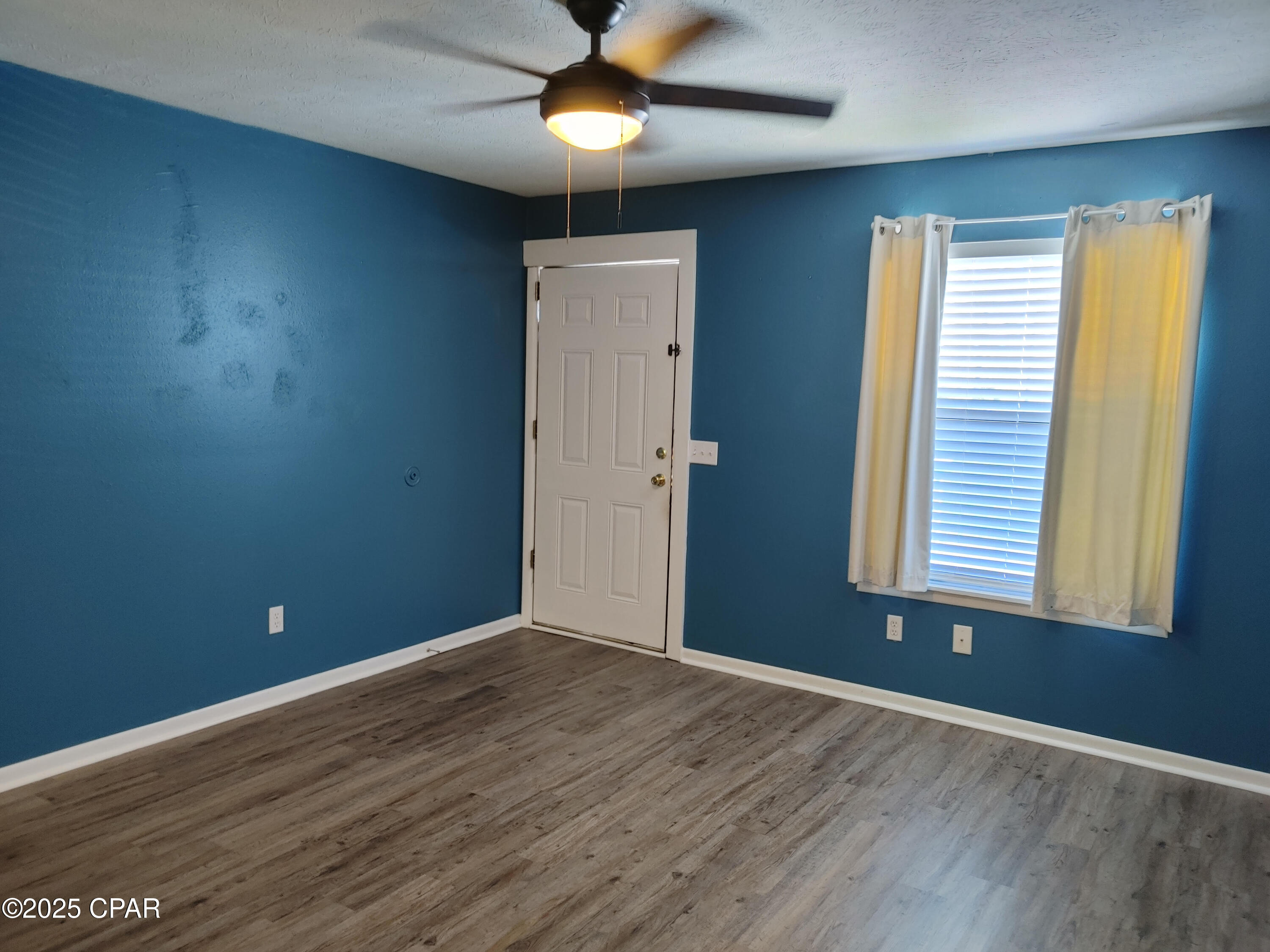 Image 3 For 3606 Tiki 217 Drive 217