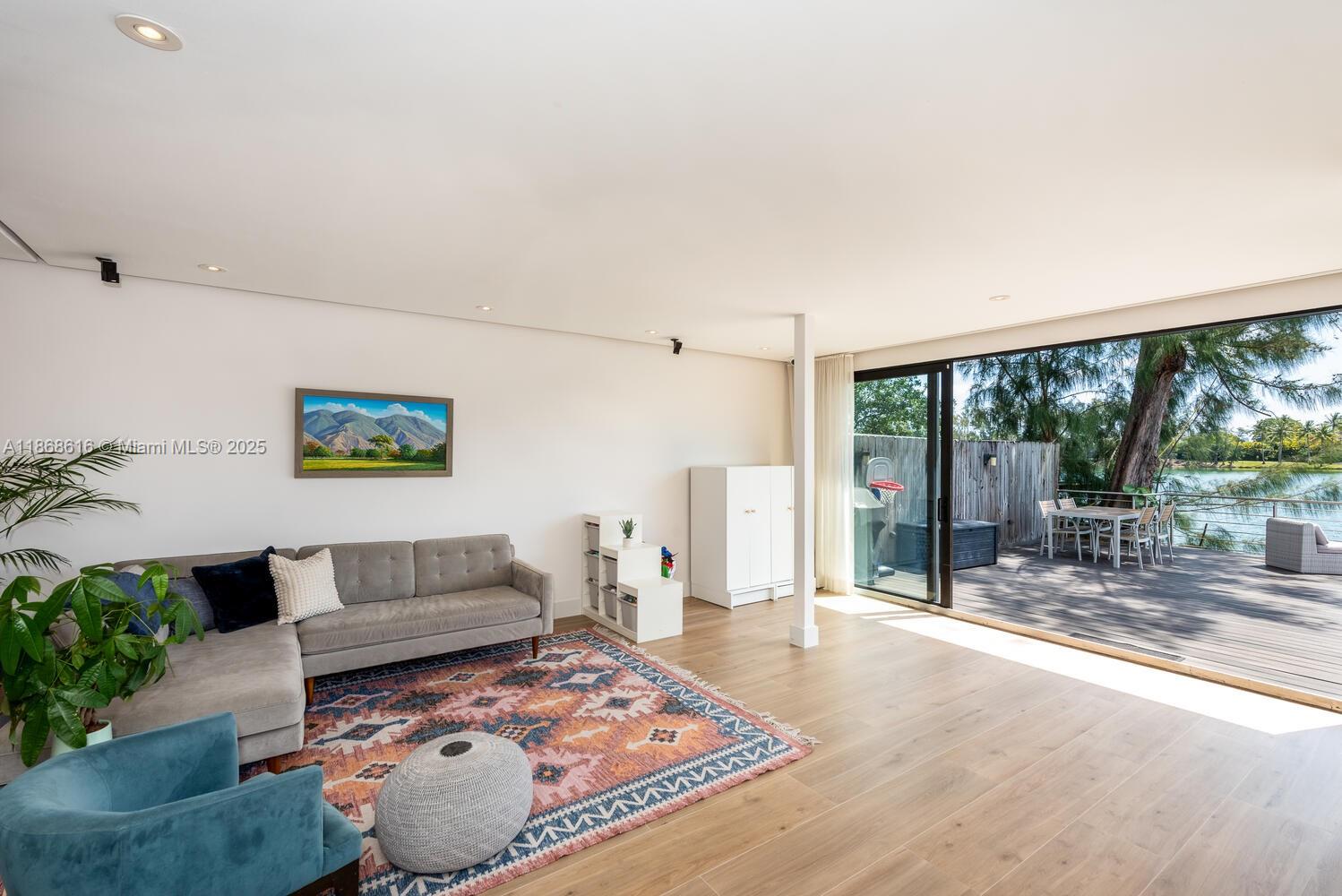 Property photo # 2