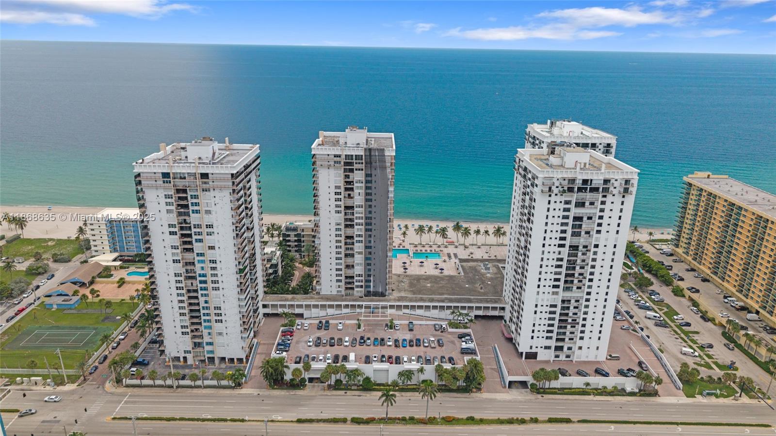 2401 Ocean Dr Unit 2304, Hollywood, Florida 33019