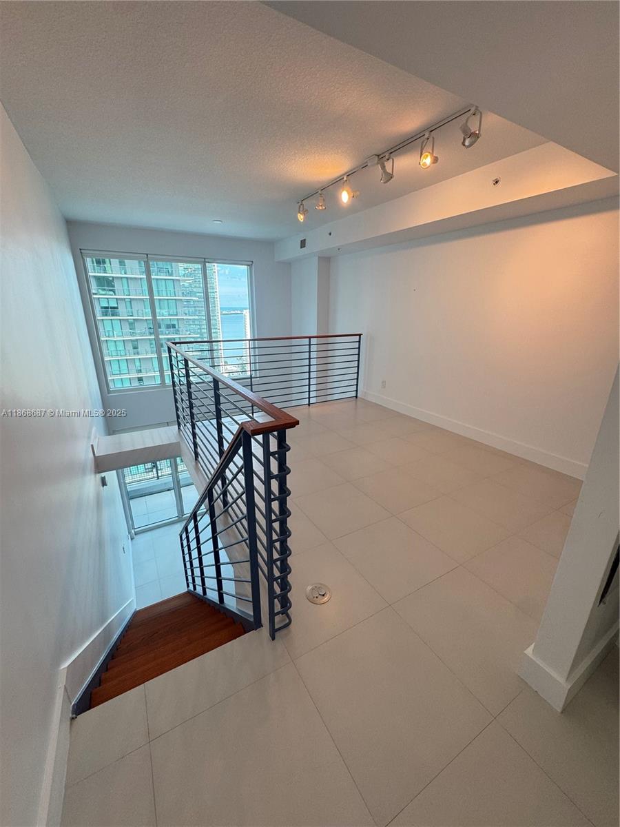 60 SW 13th St #2606, Miami FL 33130
