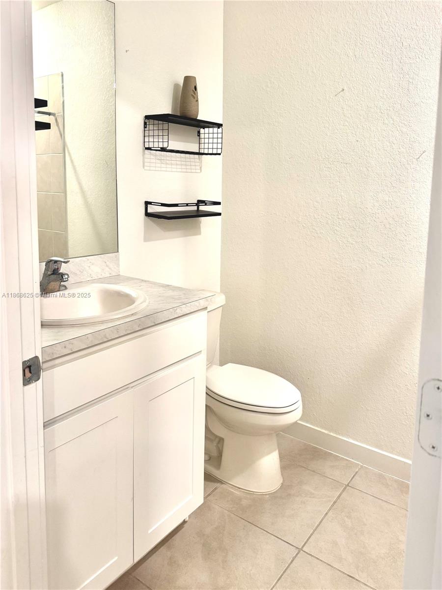 Property photo # 6
