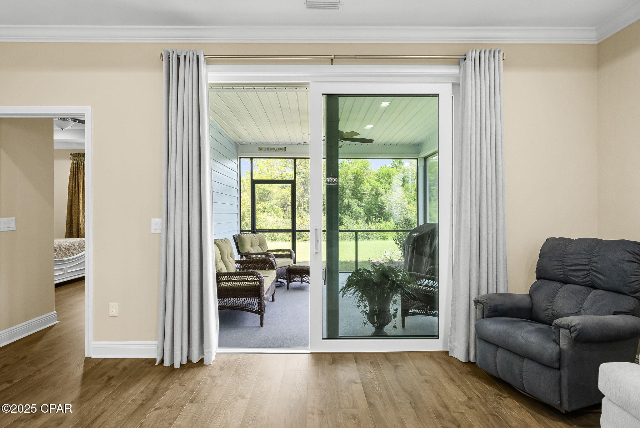 Image 16 For 8575 Island Breeze Avenue