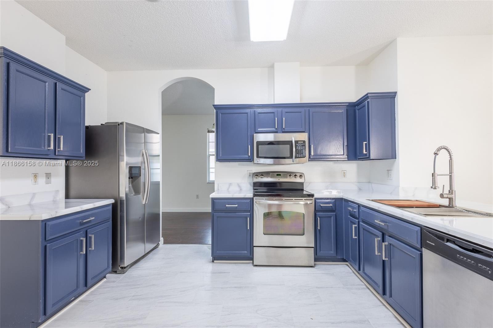 Property photo # 3