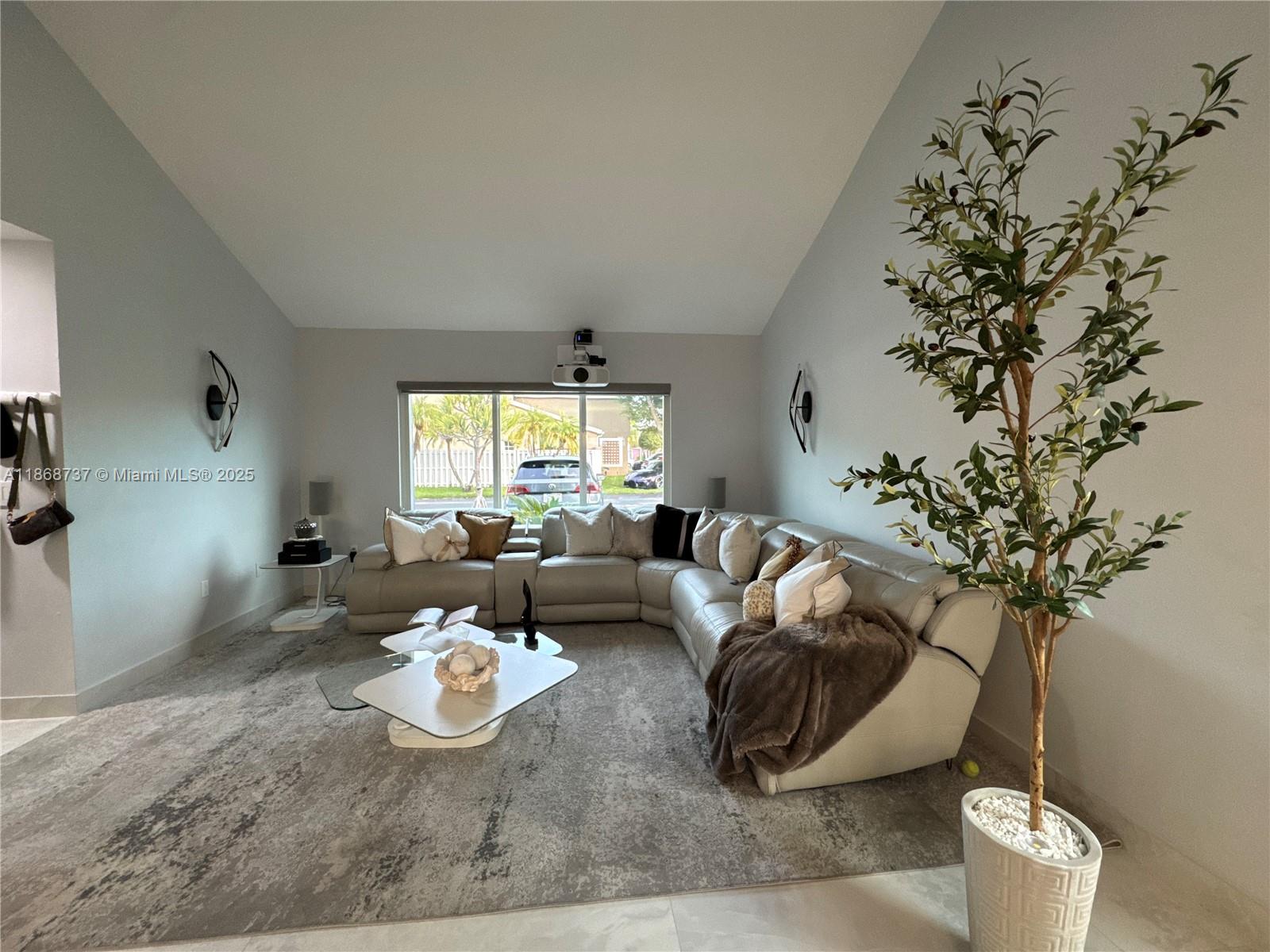 Property photo # 8