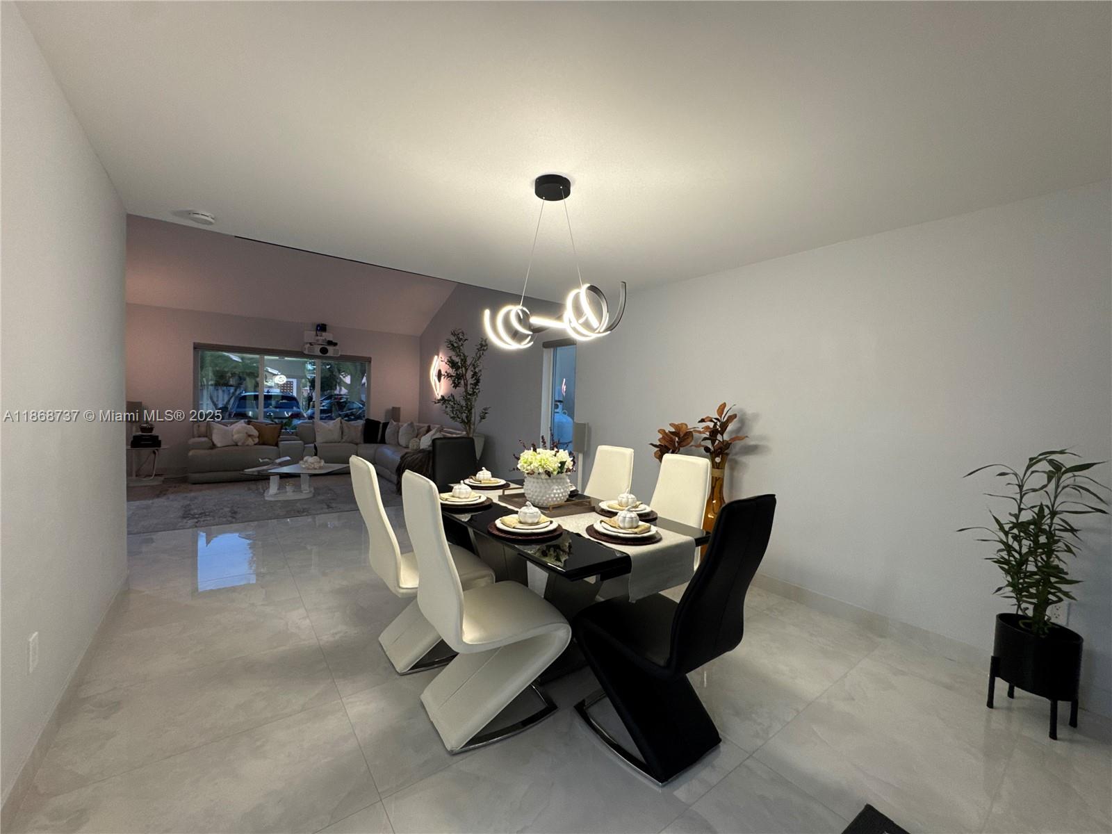 Property photo # 9