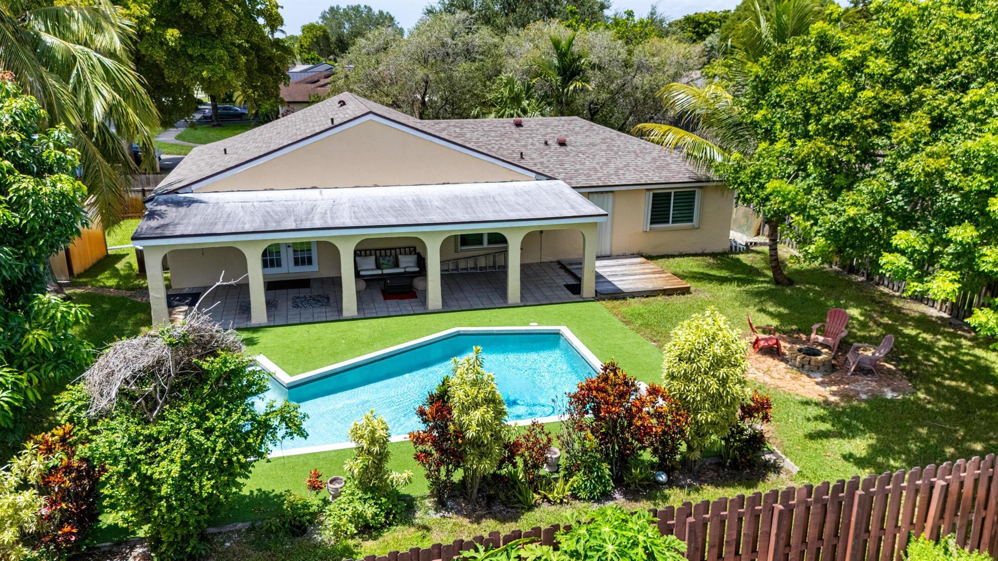 5340 115th Avenue, Cooper City, Florida 33330