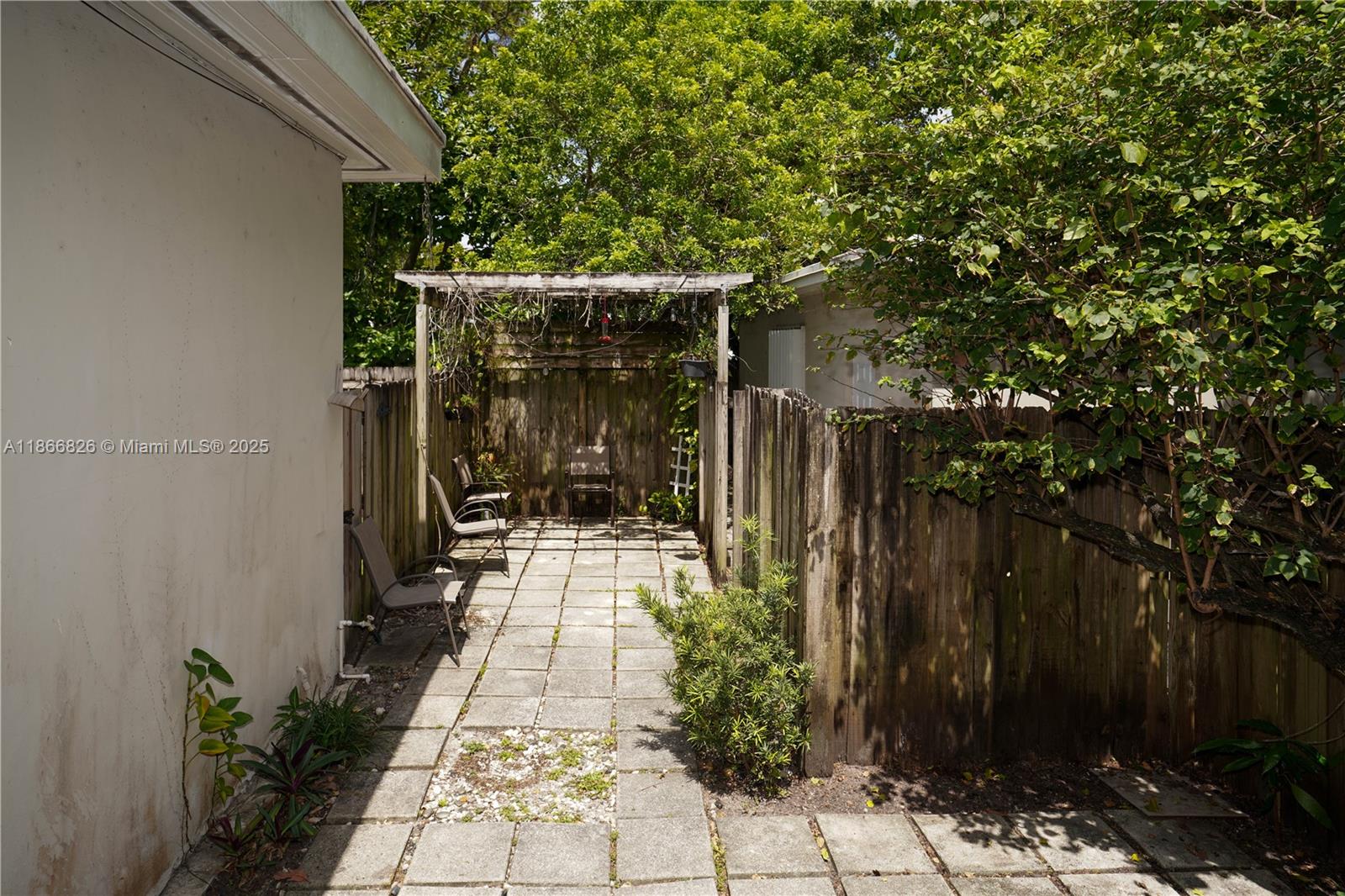 Property photo # 4