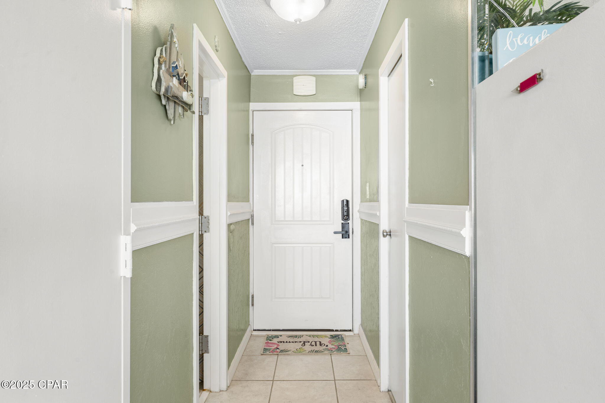 Image 3 For 8817 Thomas Drive A421