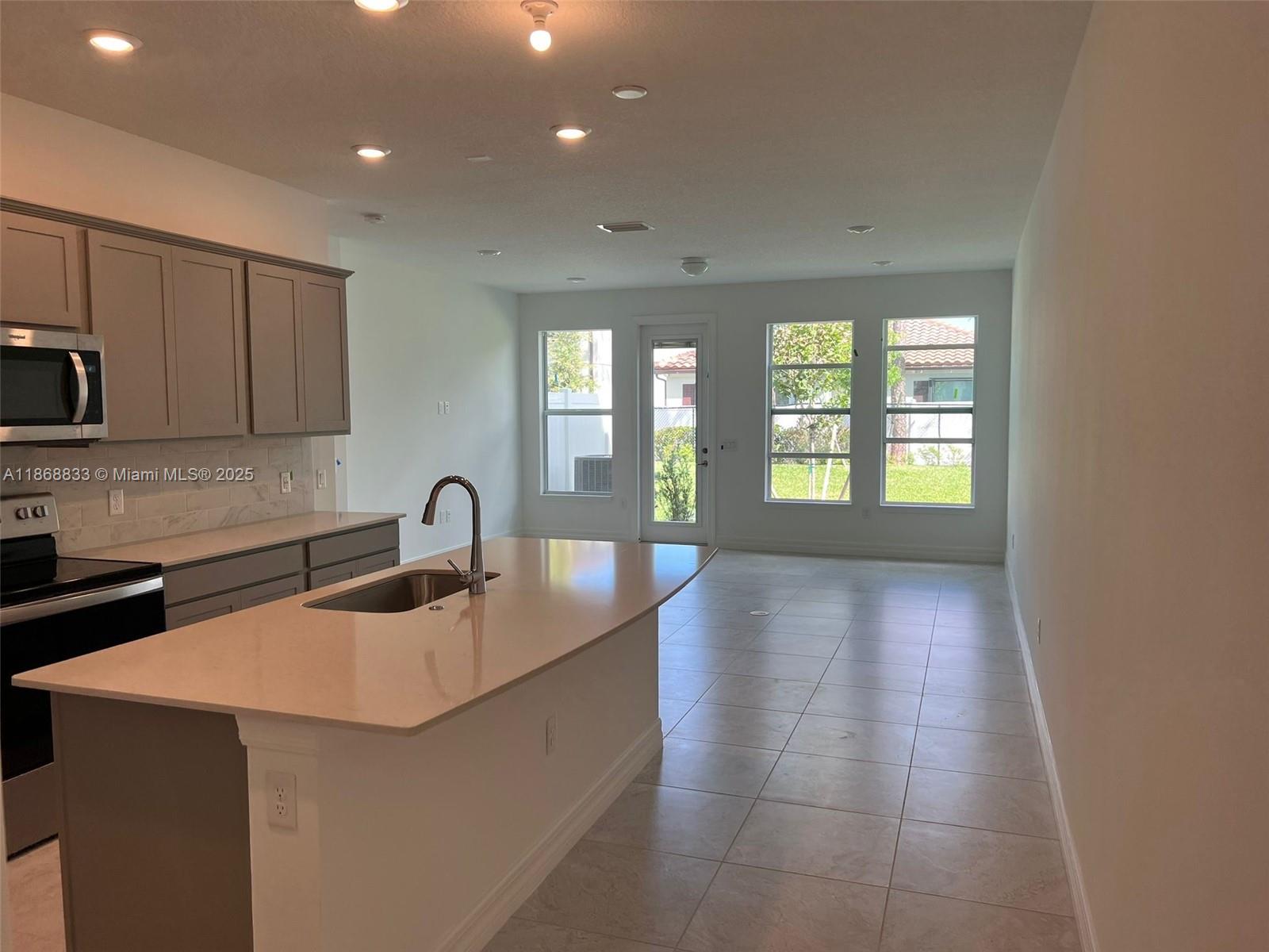 Property photo # 7