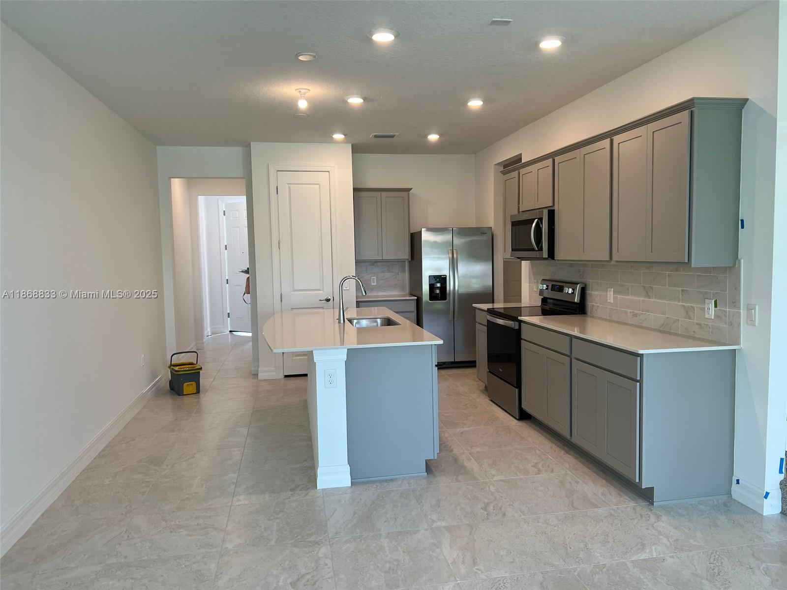 Property photo # 8