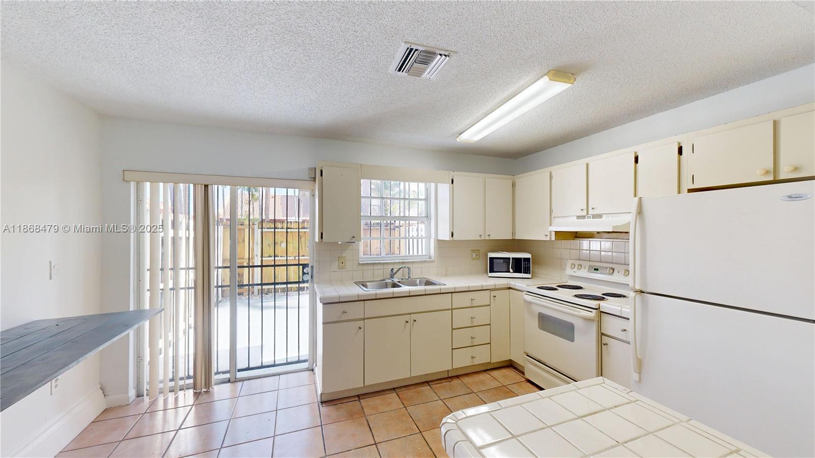 Property photo # 8
