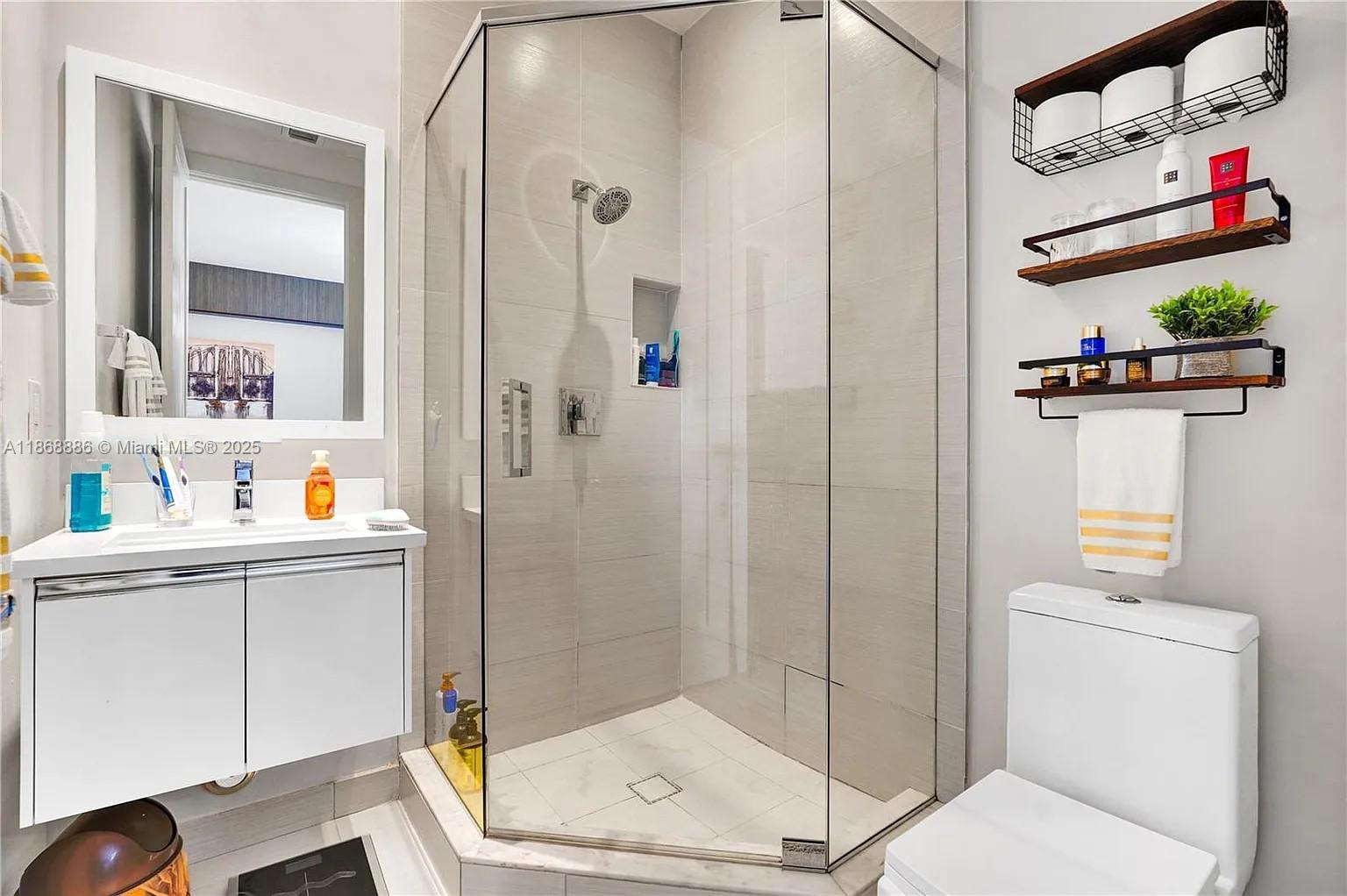 Property photo # 2