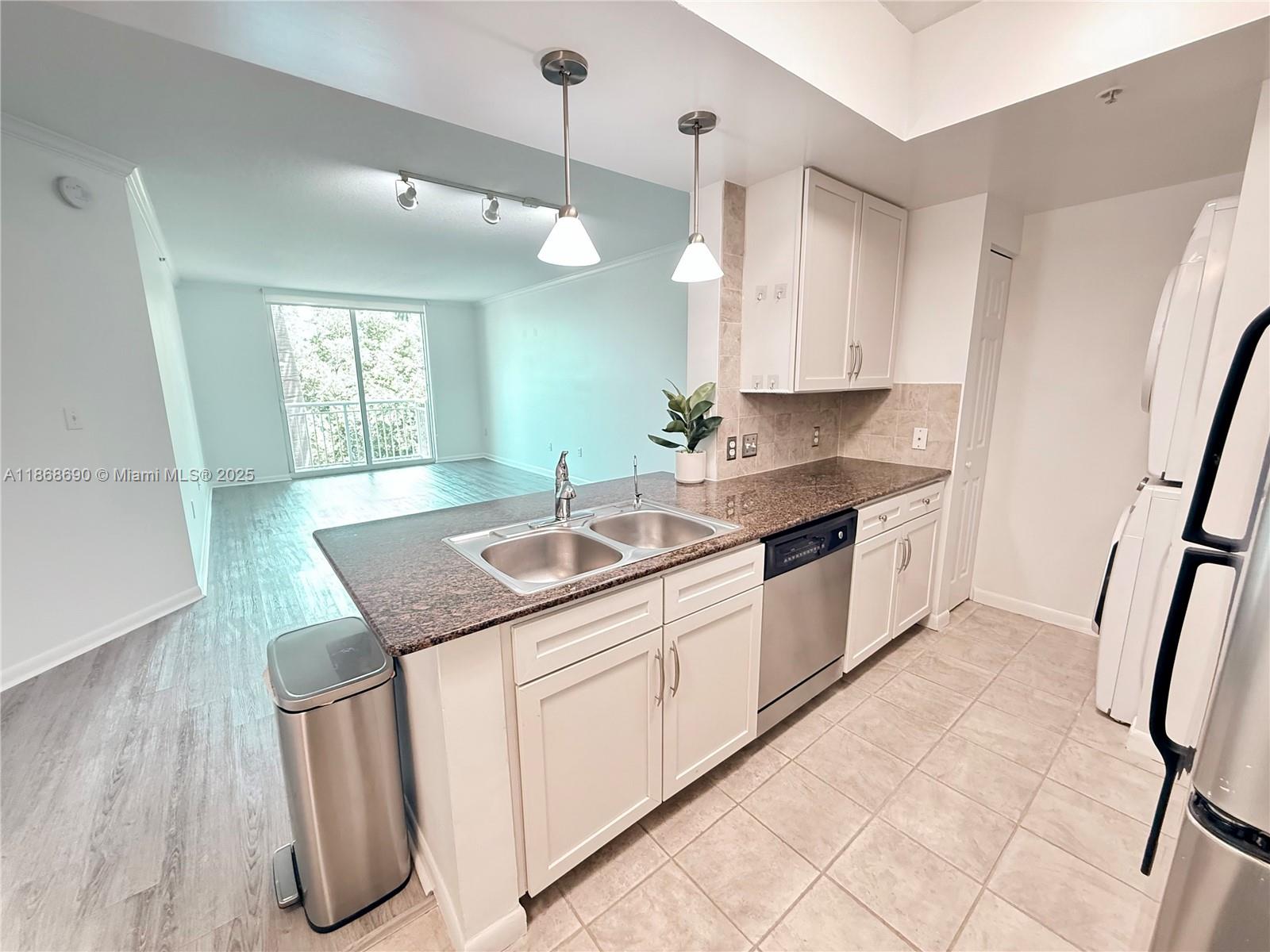 Property photo # 0