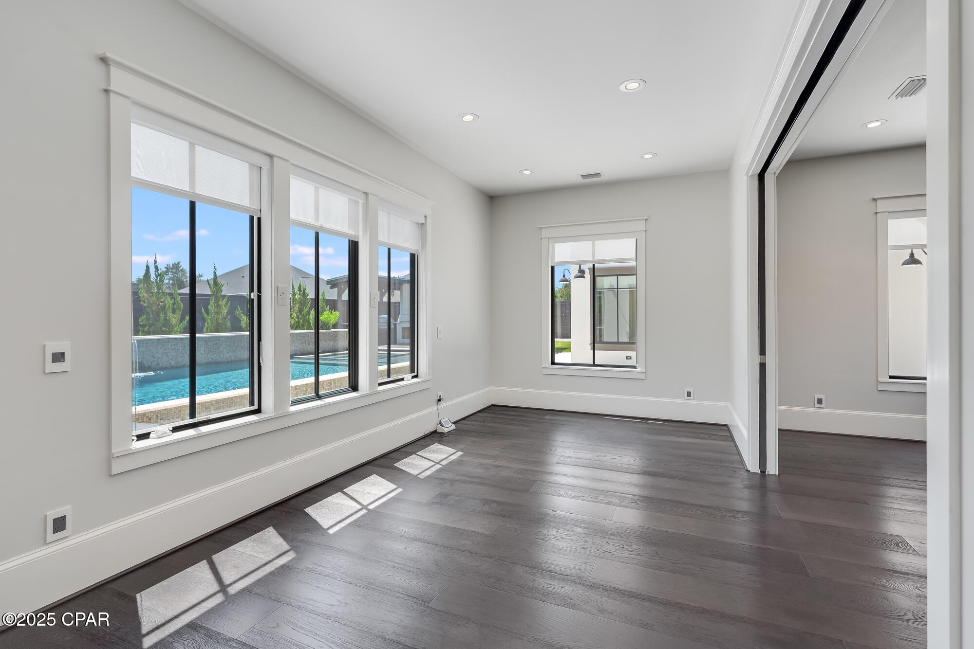 Image 32 For 158 Lake Merial Boulevard