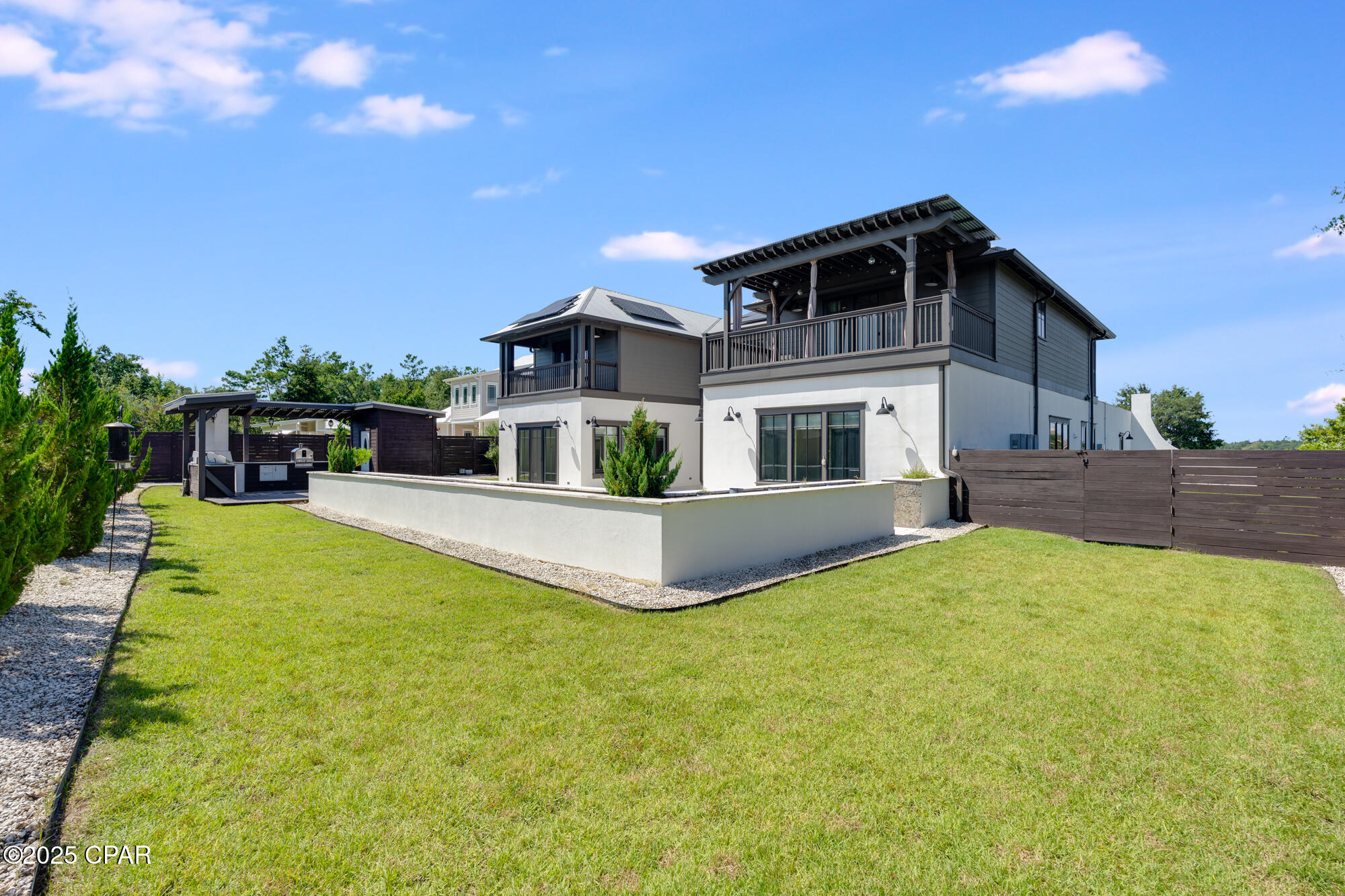 Image 77 For 158 Lake Merial Boulevard