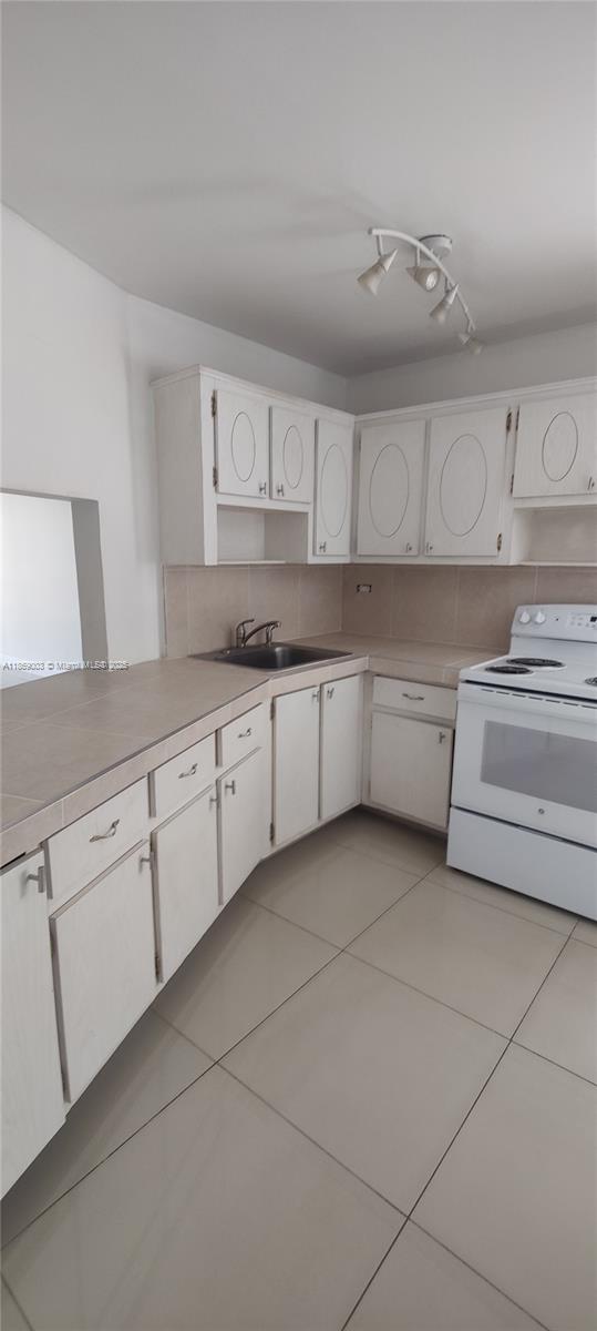 Property photo # 3