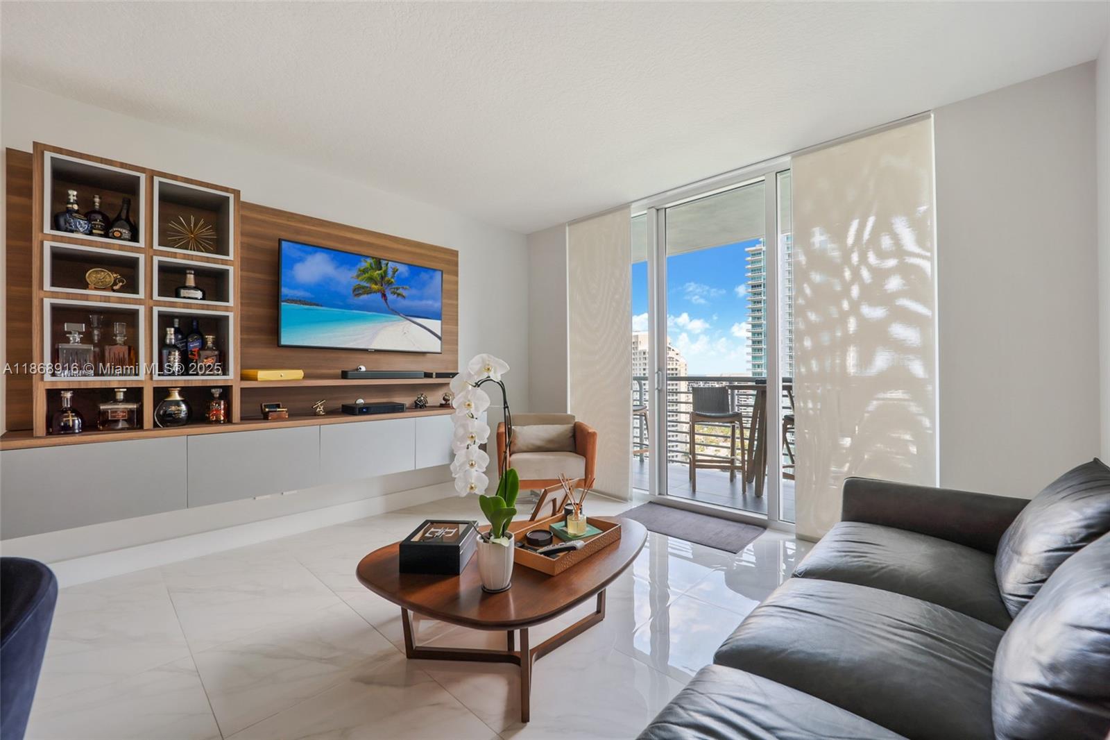 325 S Biscayne Blvd #2515, Miami FL 33131