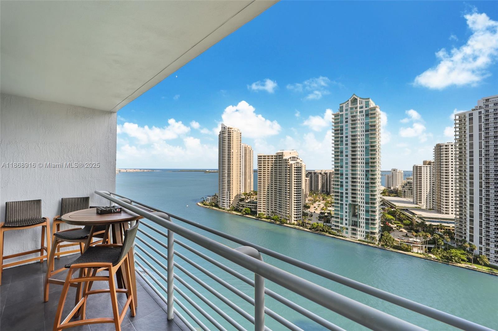 325 S Biscayne Blvd #2515, Miami FL 33131