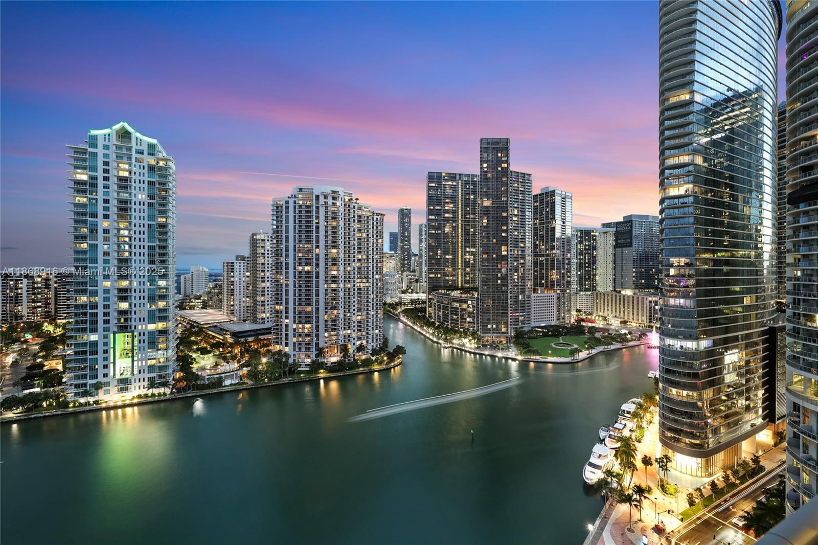 325 S Biscayne Blvd #2515, Miami FL 33131